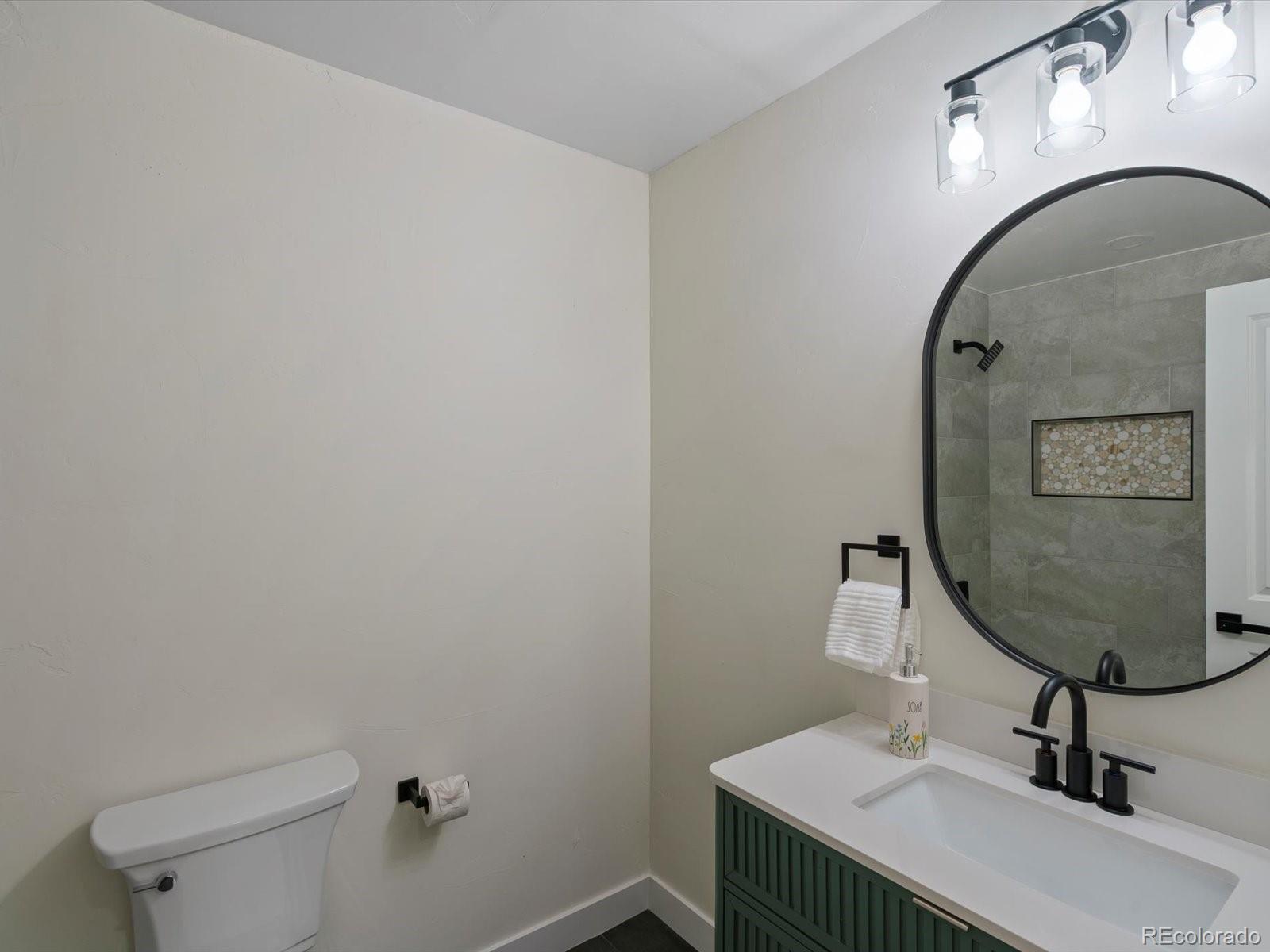 MLS Image #12 for 3630 s hillcrest drive,denver, Colorado
