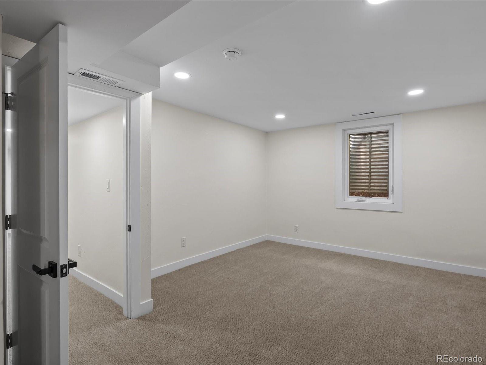 MLS Image #20 for 3630 s hillcrest drive,denver, Colorado
