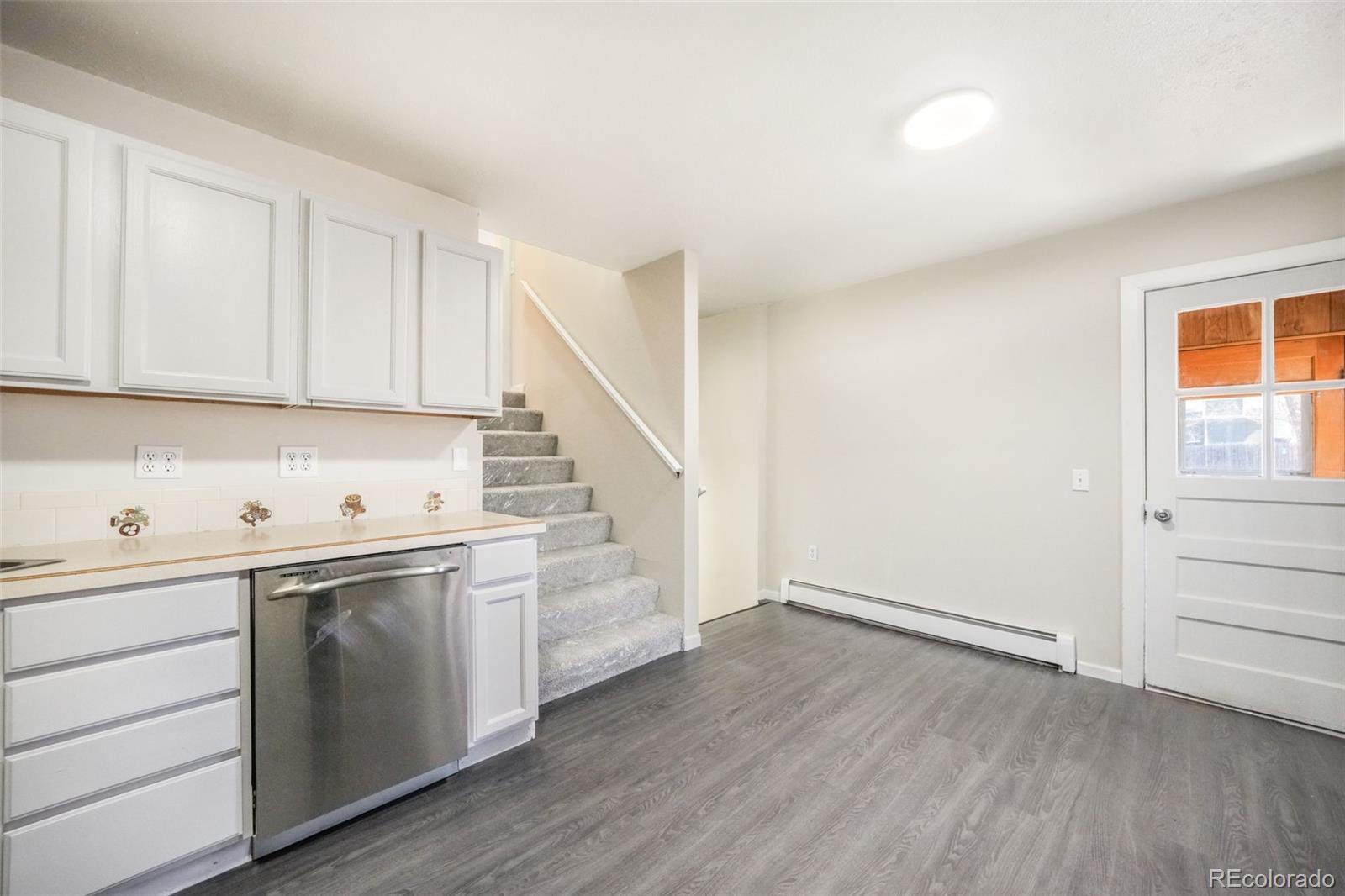 MLS Image #13 for 2218 e st vrain street,colorado springs, Colorado