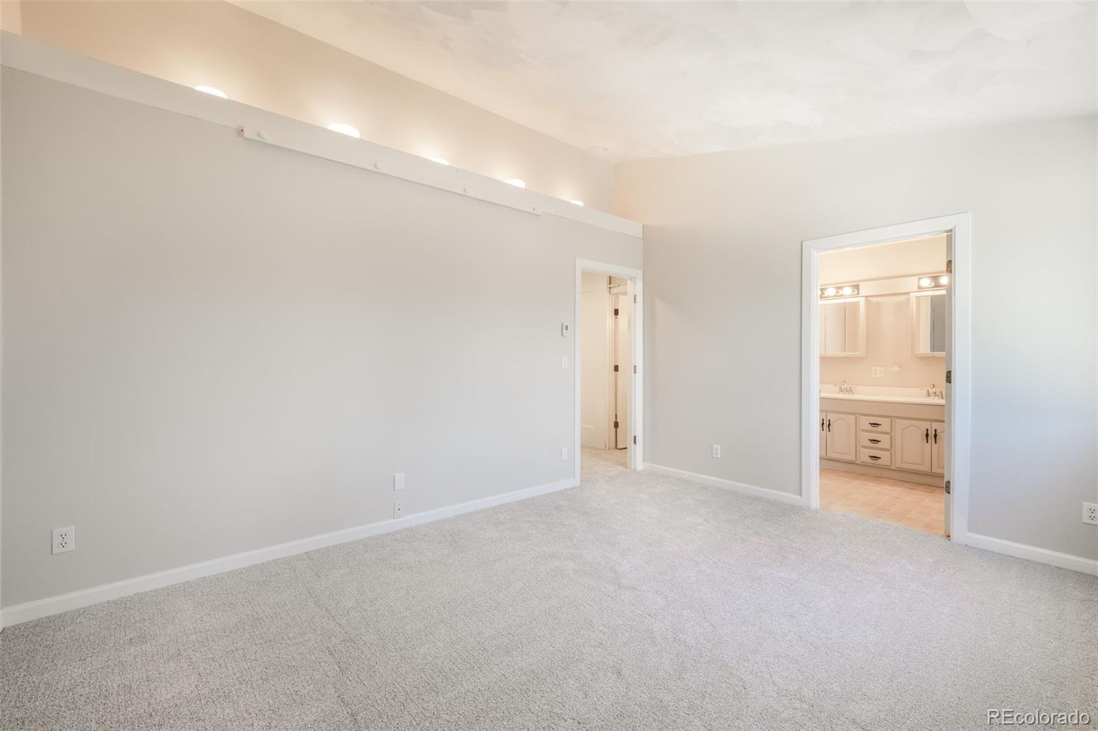 MLS Image #24 for 2218 e st vrain street,colorado springs, Colorado