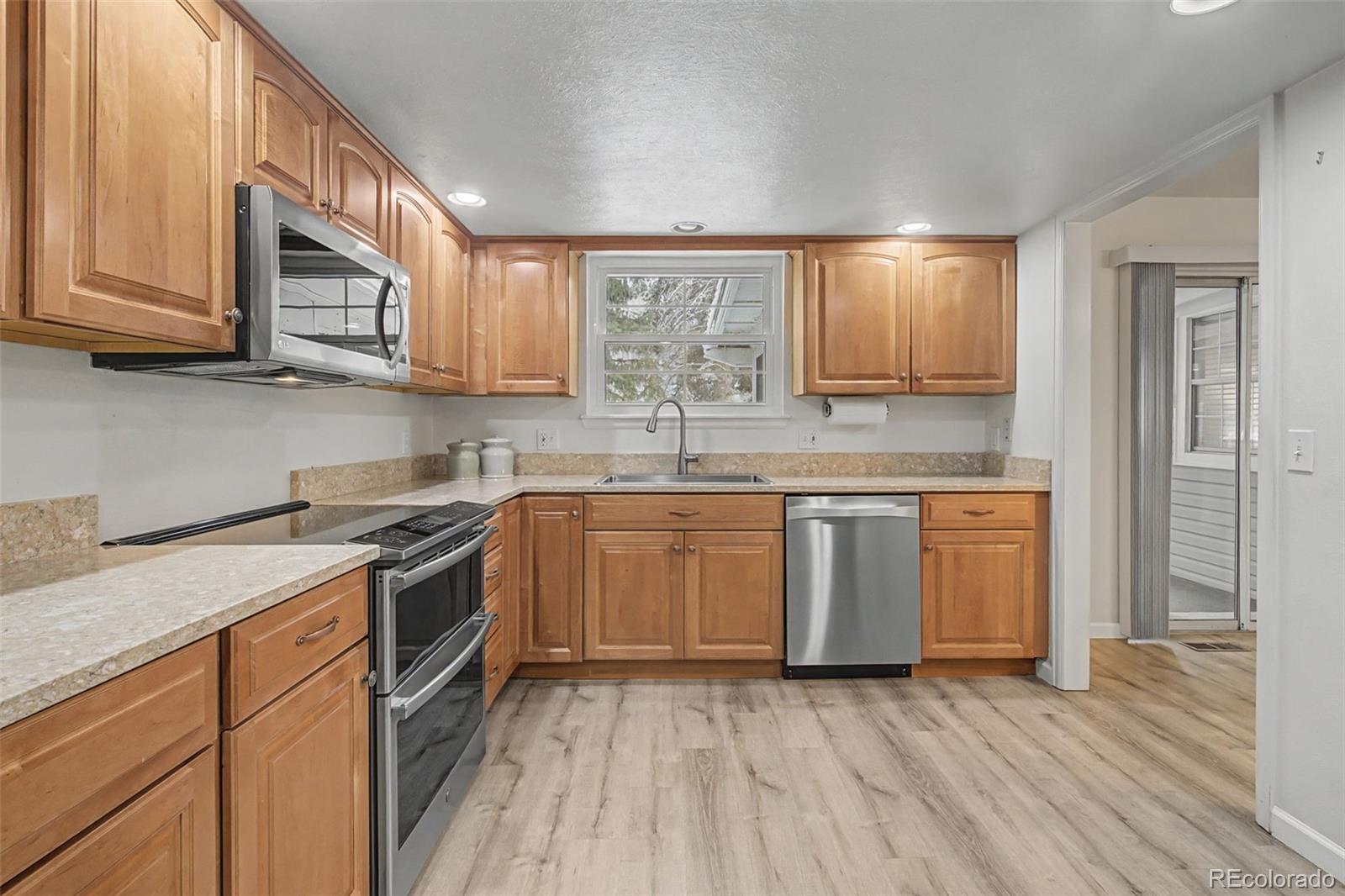 MLS Image #10 for 14305 e marina drive,aurora, Colorado