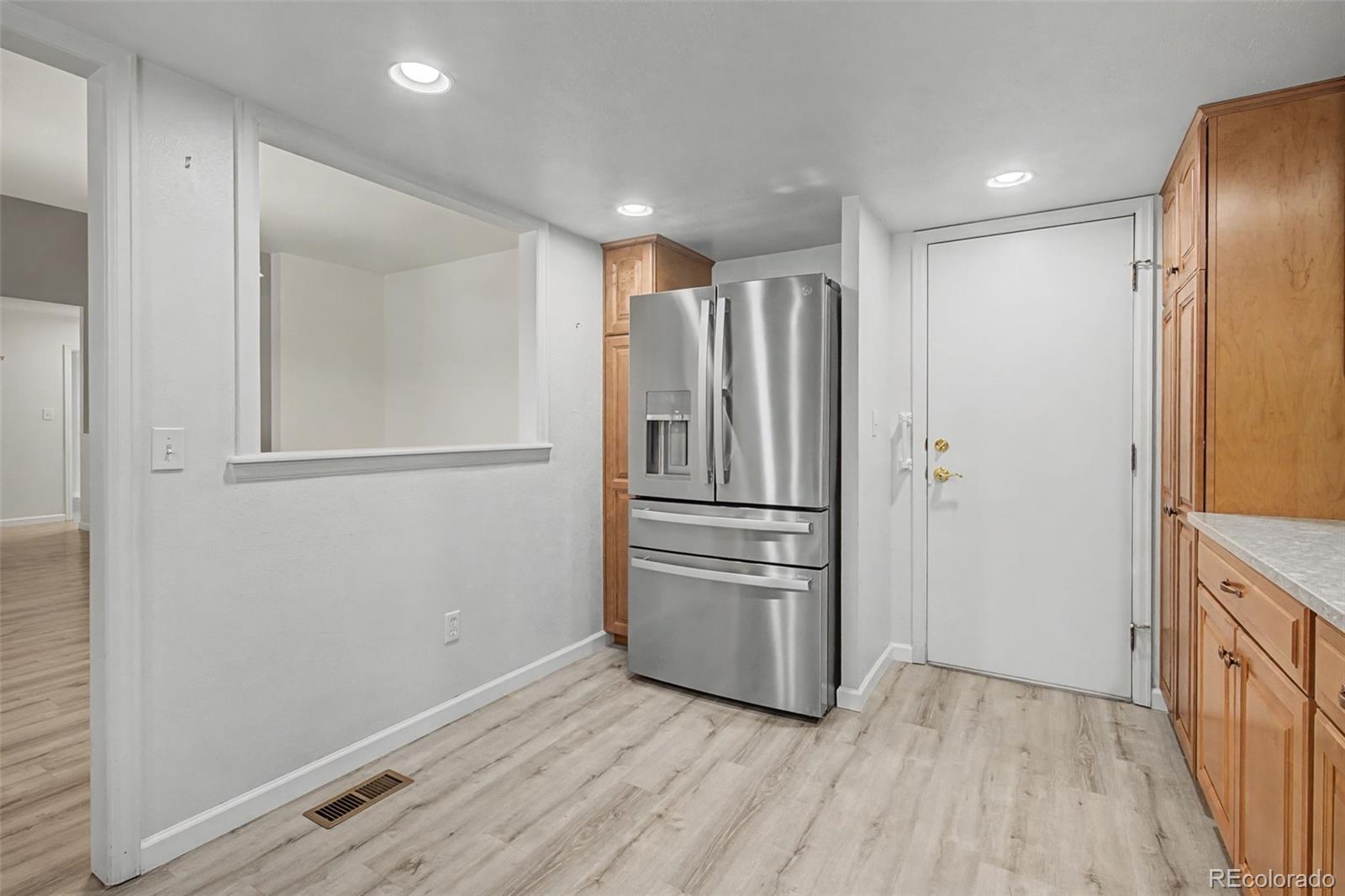 MLS Image #11 for 14305 e marina drive,aurora, Colorado