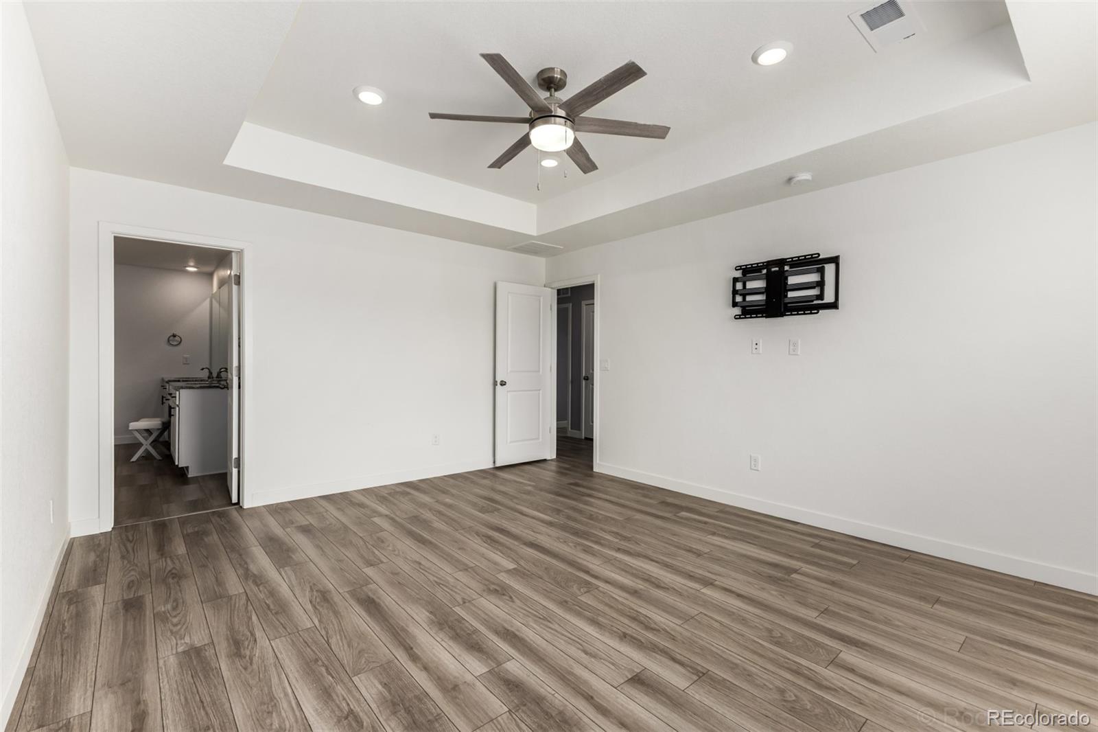 MLS Image #14 for 5339 e 147th avenue,thornton, Colorado