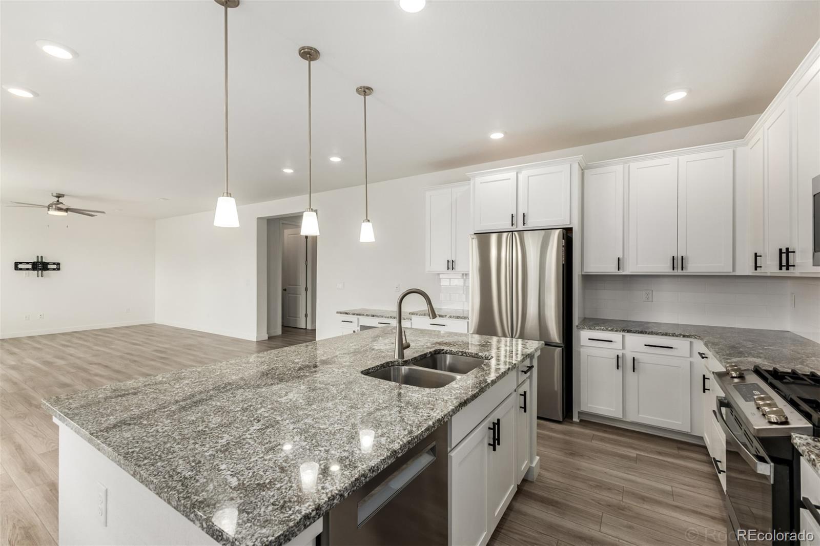 MLS Image #7 for 5339 e 147th avenue,thornton, Colorado