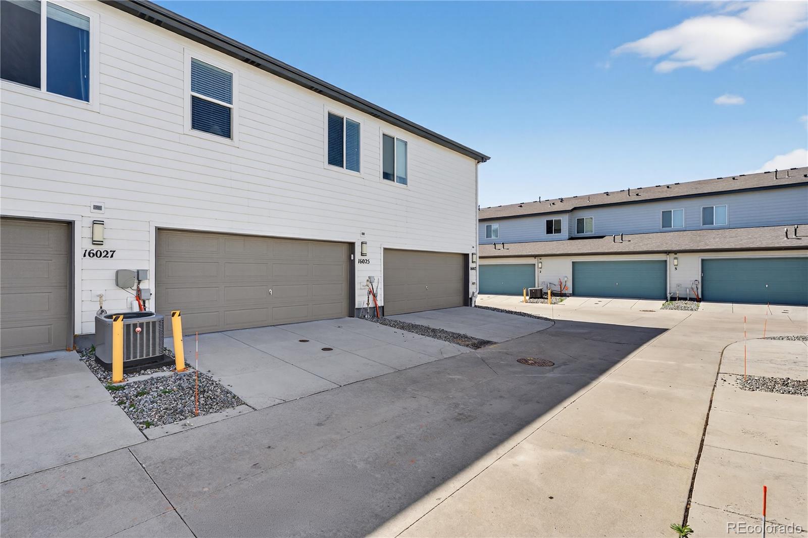 MLS Image #25 for 16025 e elk place,denver, Colorado