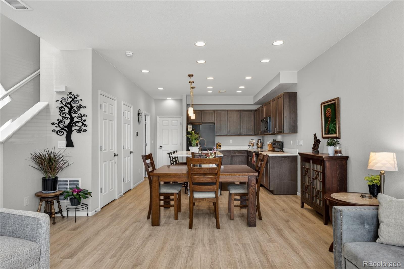 MLS Image #5 for 16025 e elk place,denver, Colorado