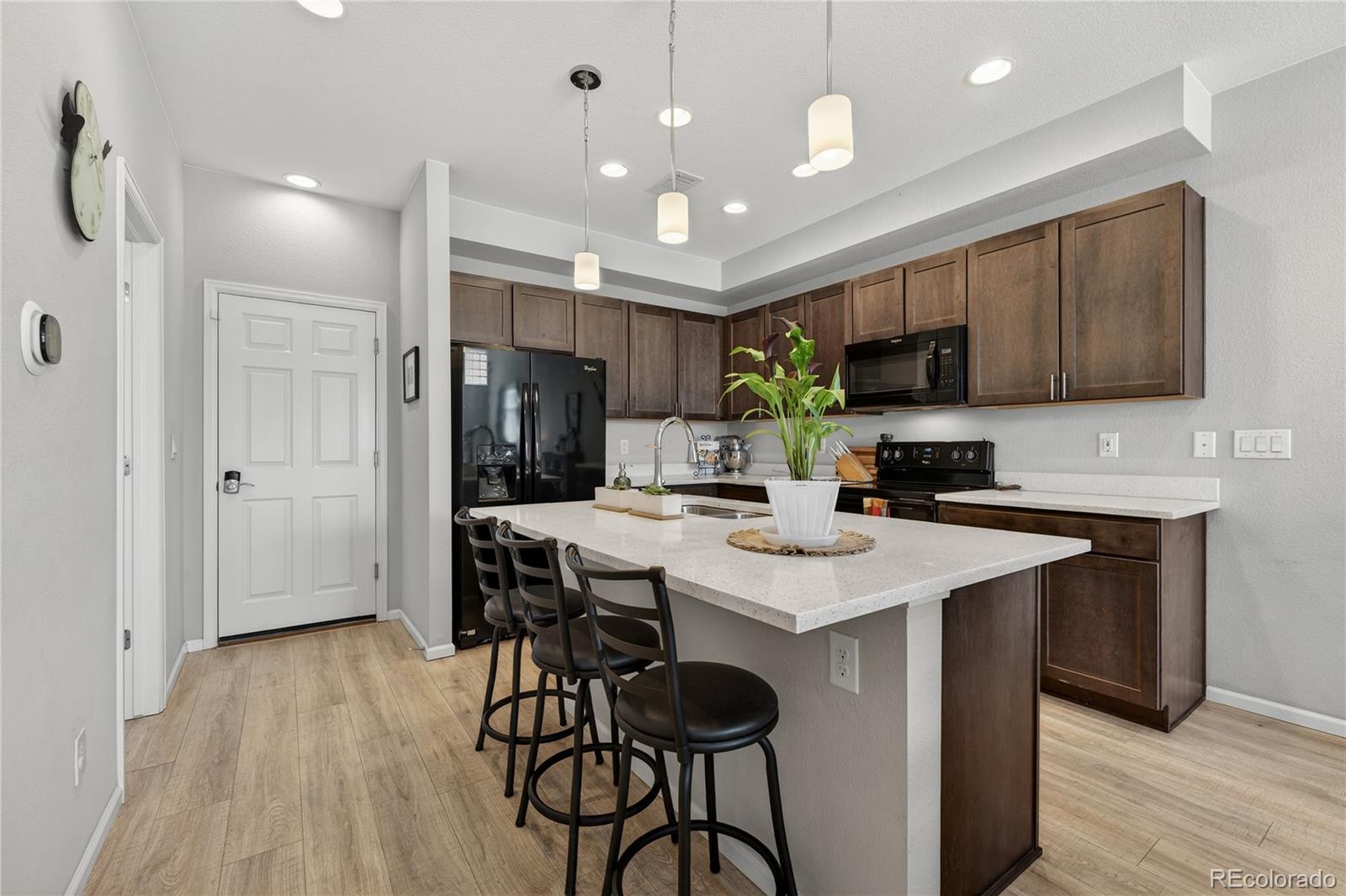 MLS Image #8 for 16025 e elk place,denver, Colorado
