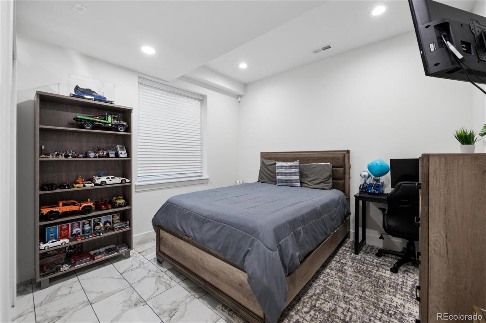 MLS Image #25 for 1931  andes street,aurora, Colorado