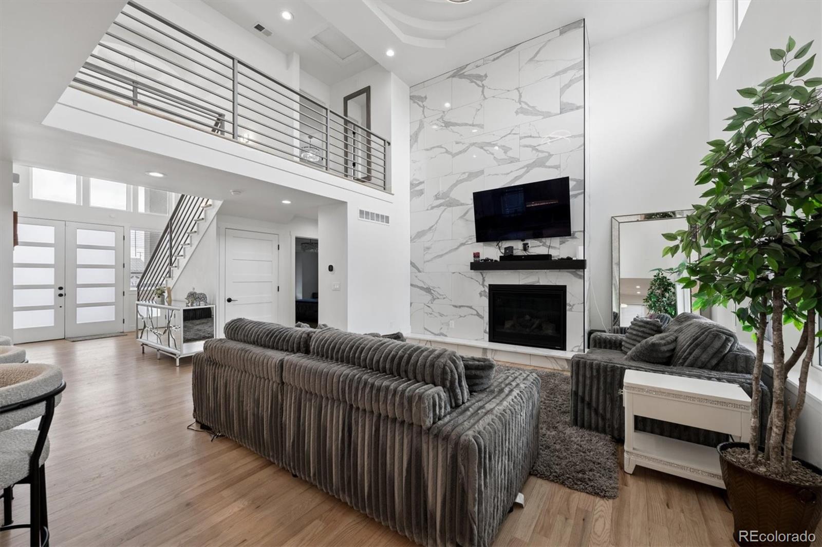 MLS Image #6 for 1931  andes street,aurora, Colorado
