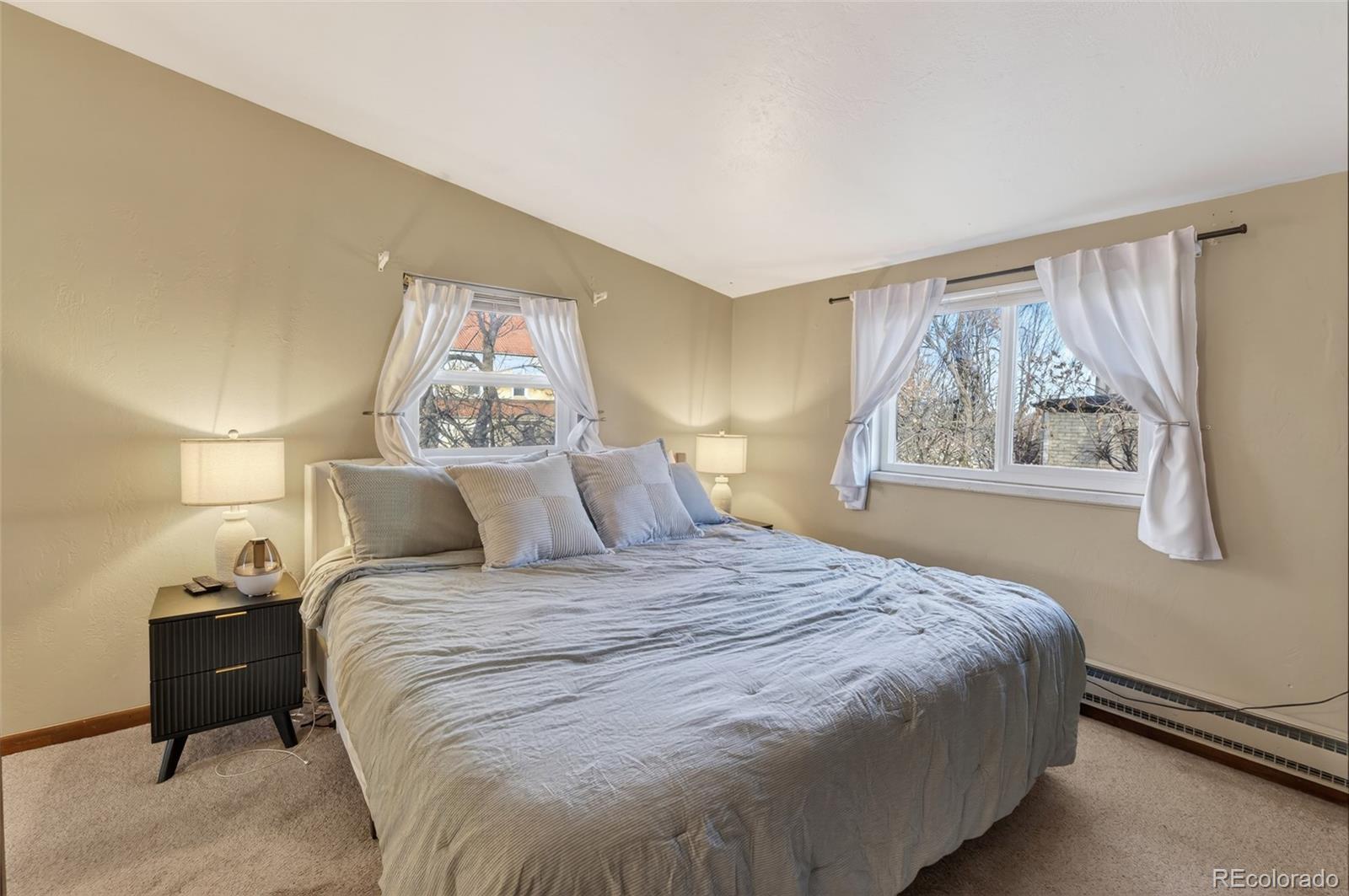MLS Image #10 for 5101-5105 e 8th avenue,denver, Colorado