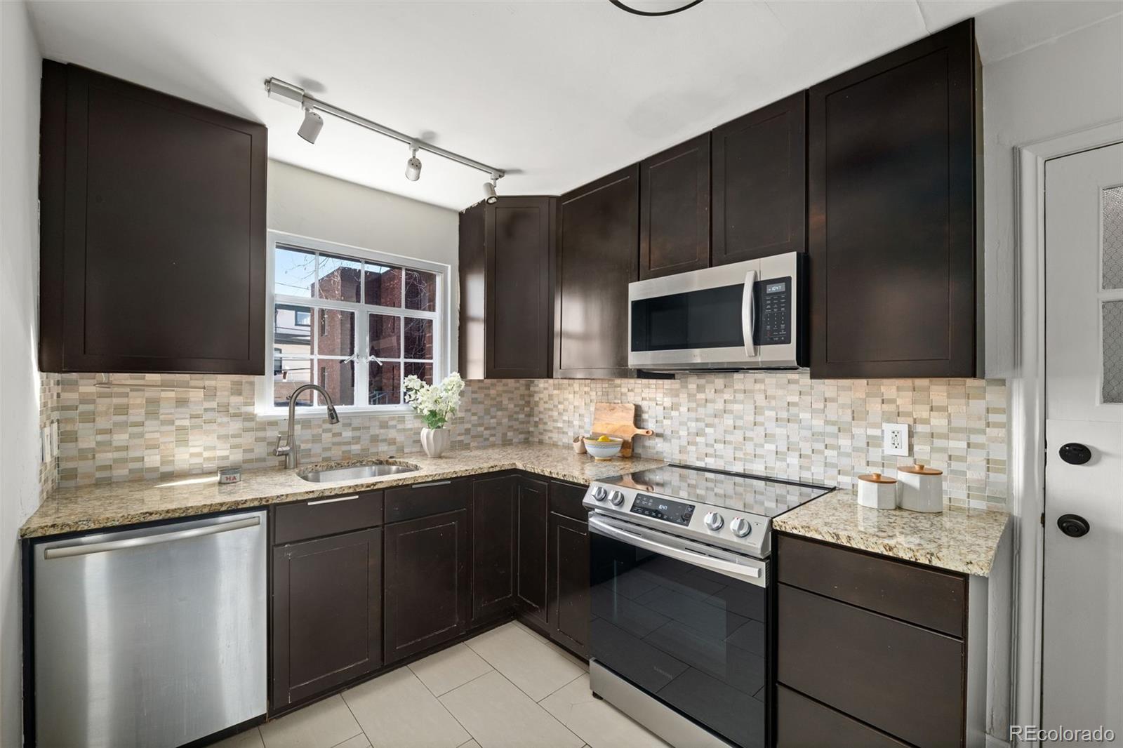 MLS Image #16 for 1410  vine street 3,denver, Colorado