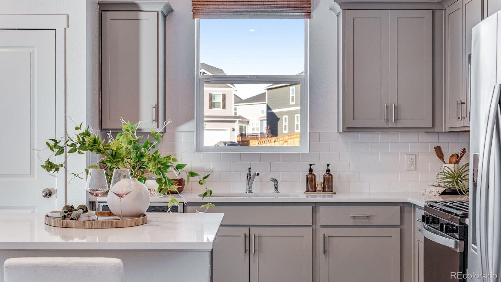 MLS Image #12 for 799  ayrshire road,johnstown, Colorado