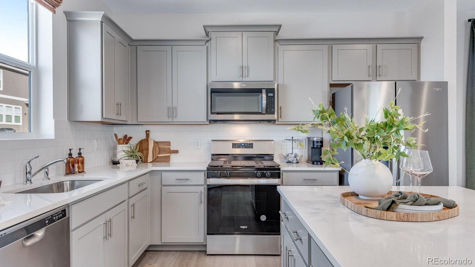 MLS Image #15 for 799  ayrshire road,johnstown, Colorado