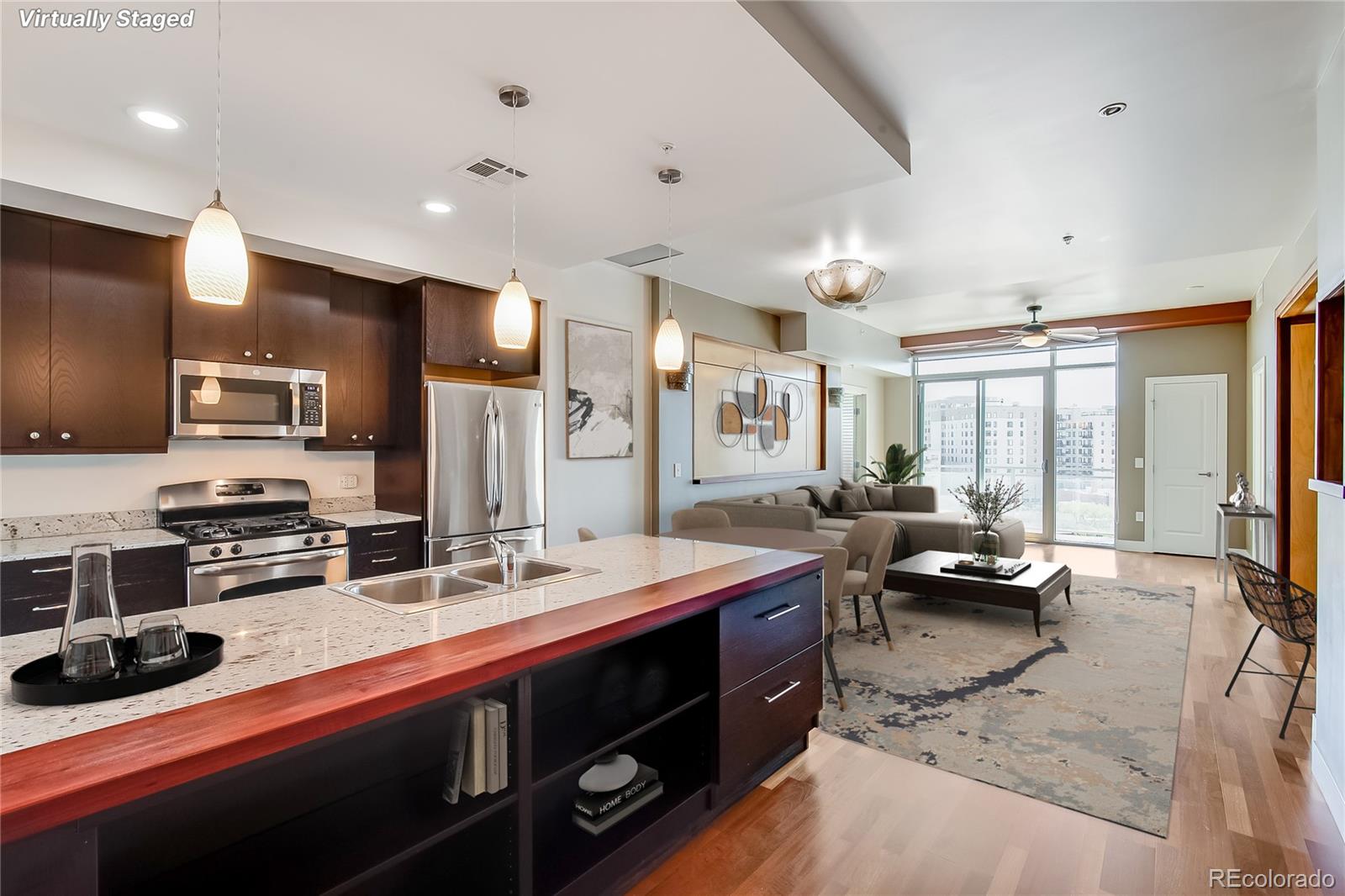 MLS Image #1 for 2001  lincoln street 1024,denver, Colorado