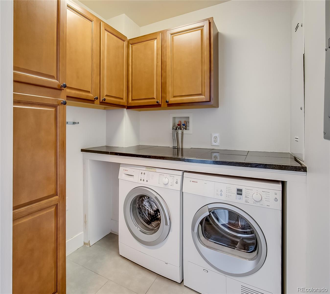 MLS Image #10 for 2001  lincoln street 1024,denver, Colorado