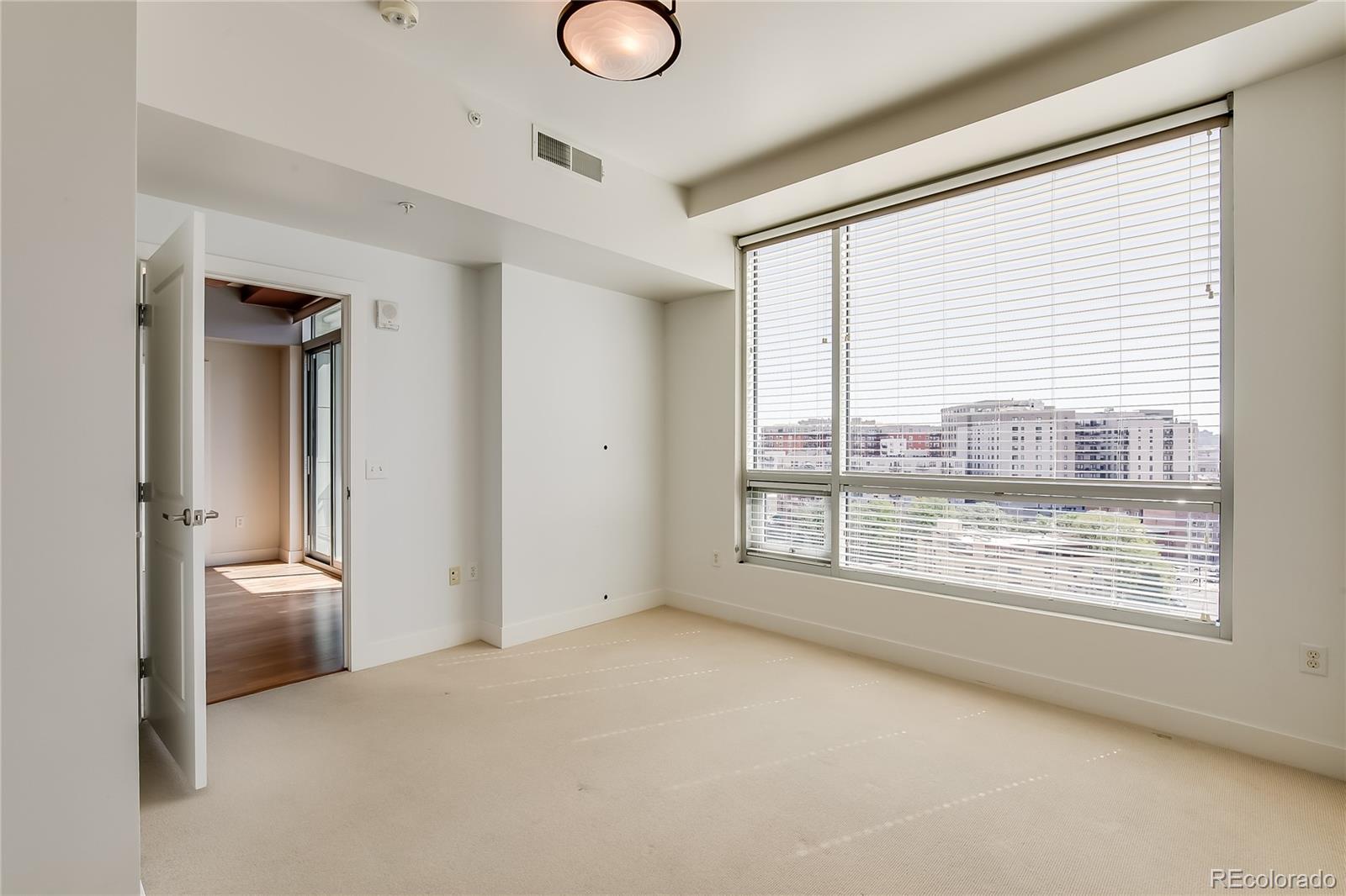 MLS Image #5 for 2001  lincoln street 1024,denver, Colorado
