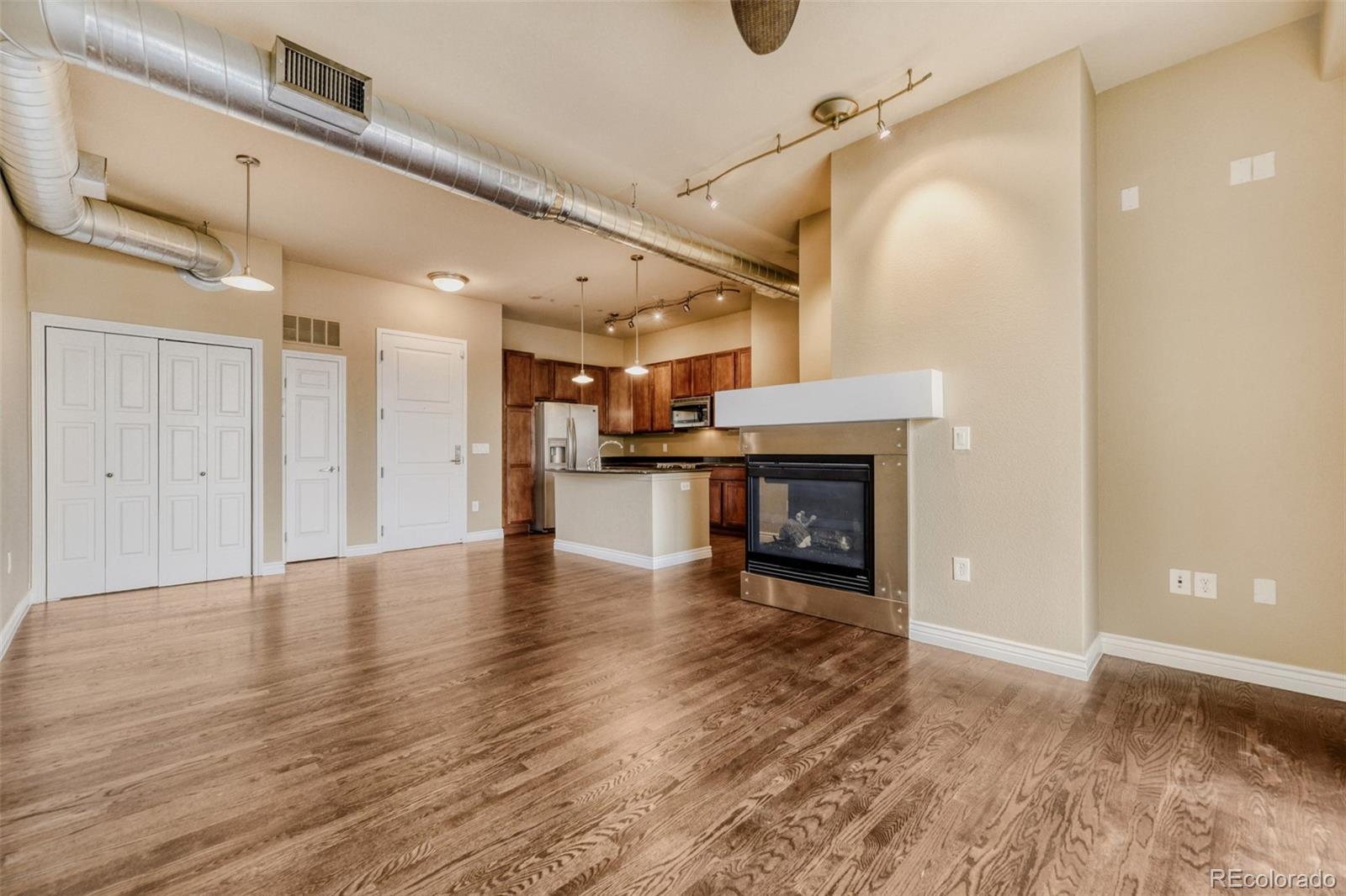 MLS Image #4 for 10111  inverness main street,englewood, Colorado