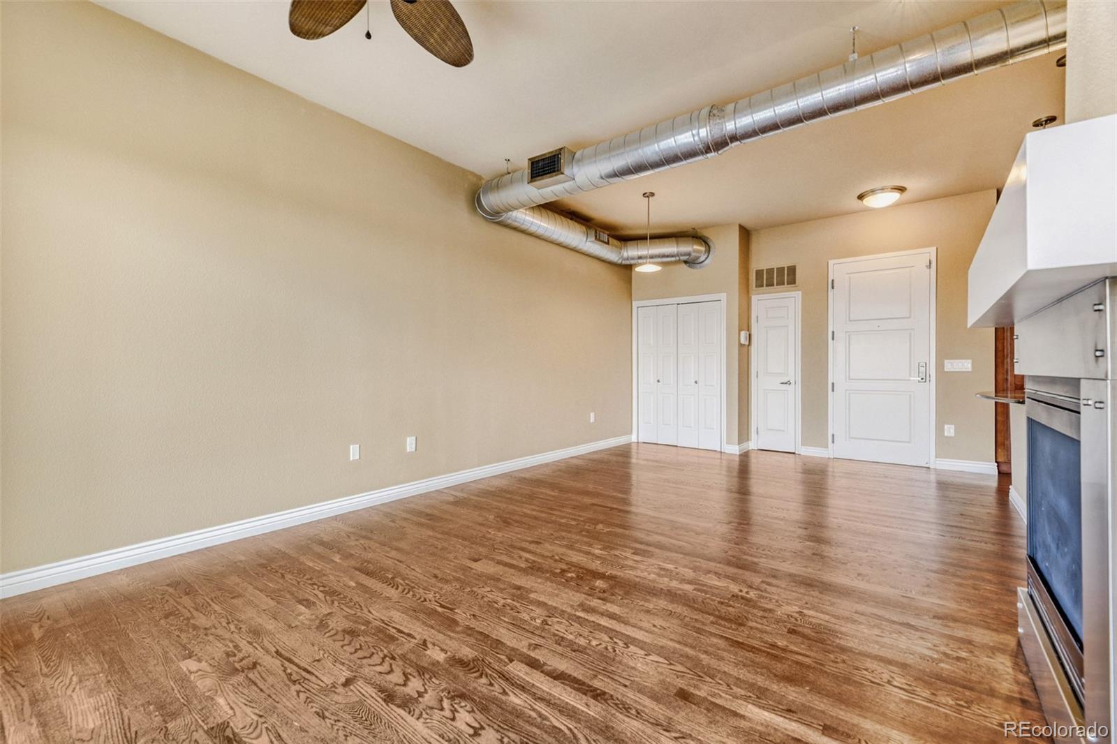 MLS Image #5 for 10111  inverness main street,englewood, Colorado