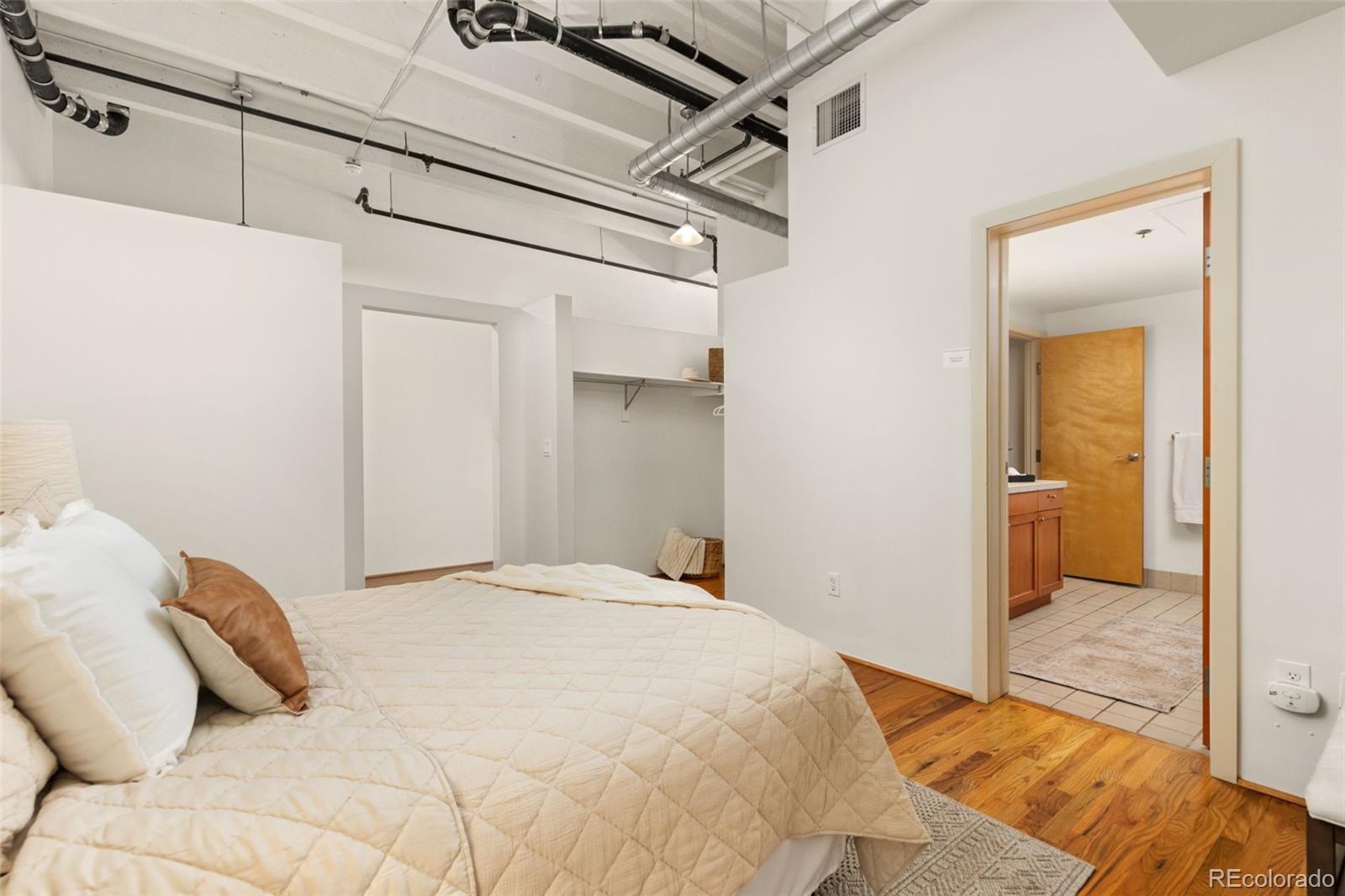 MLS Image #16 for 1800  lawrence street 408,denver, Colorado