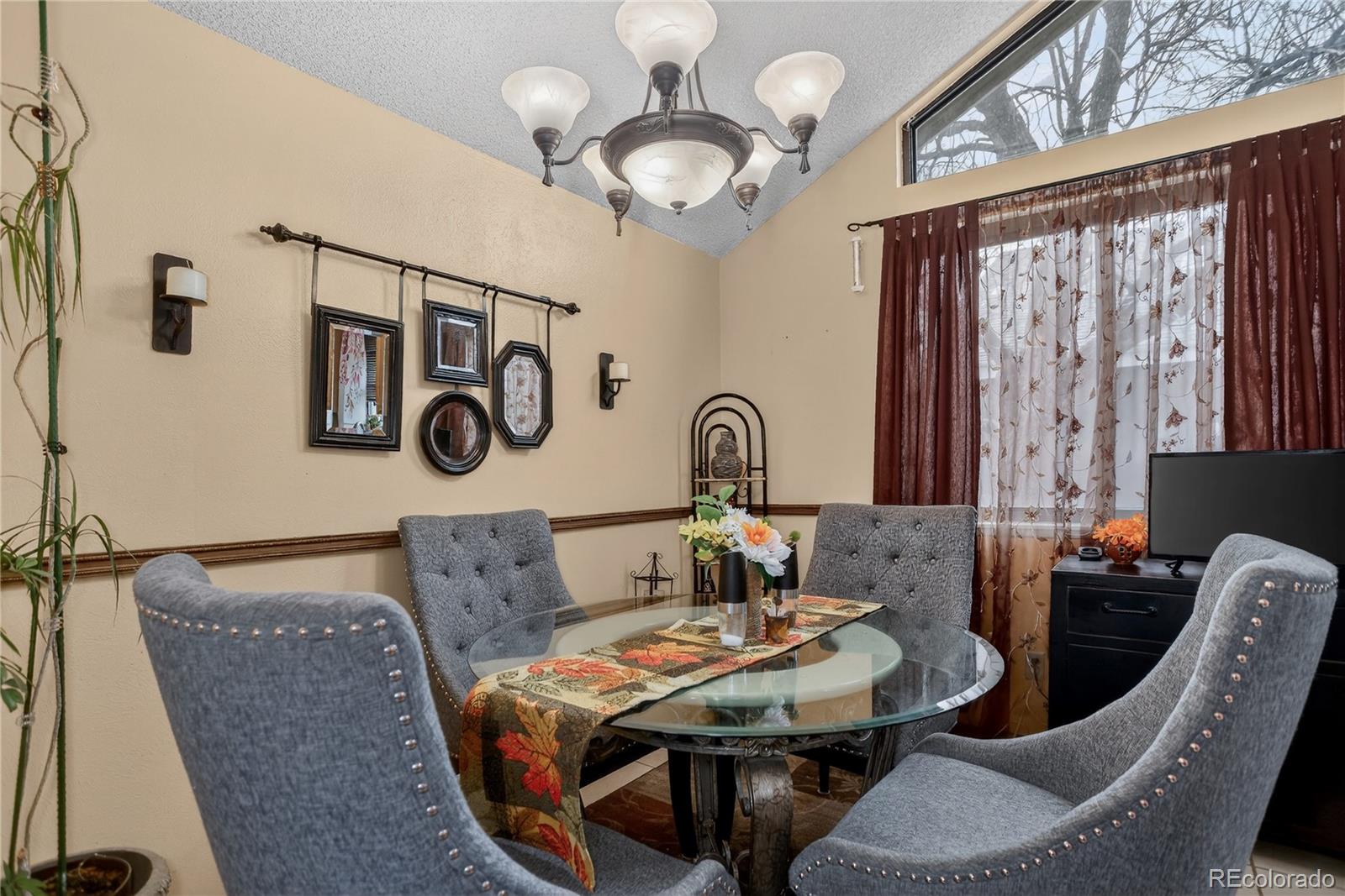 MLS Image #5 for 3770 s genoa circle d,aurora, Colorado