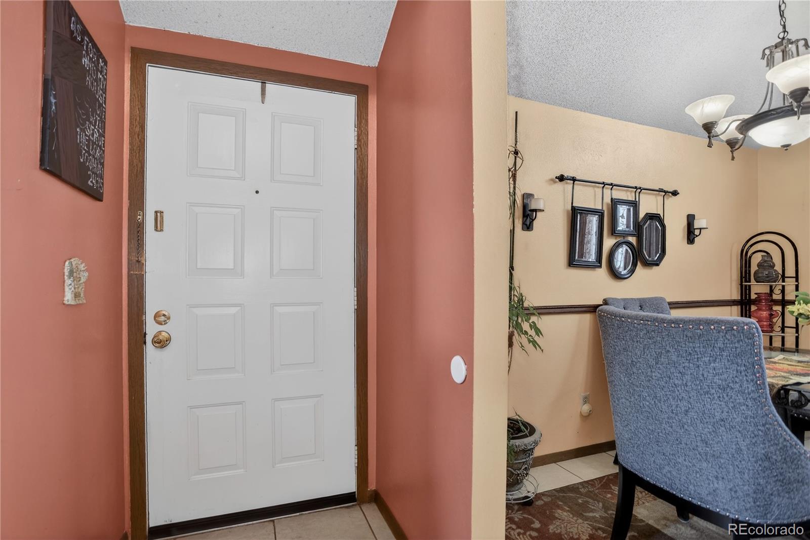 MLS Image #6 for 3770 s genoa circle d,aurora, Colorado