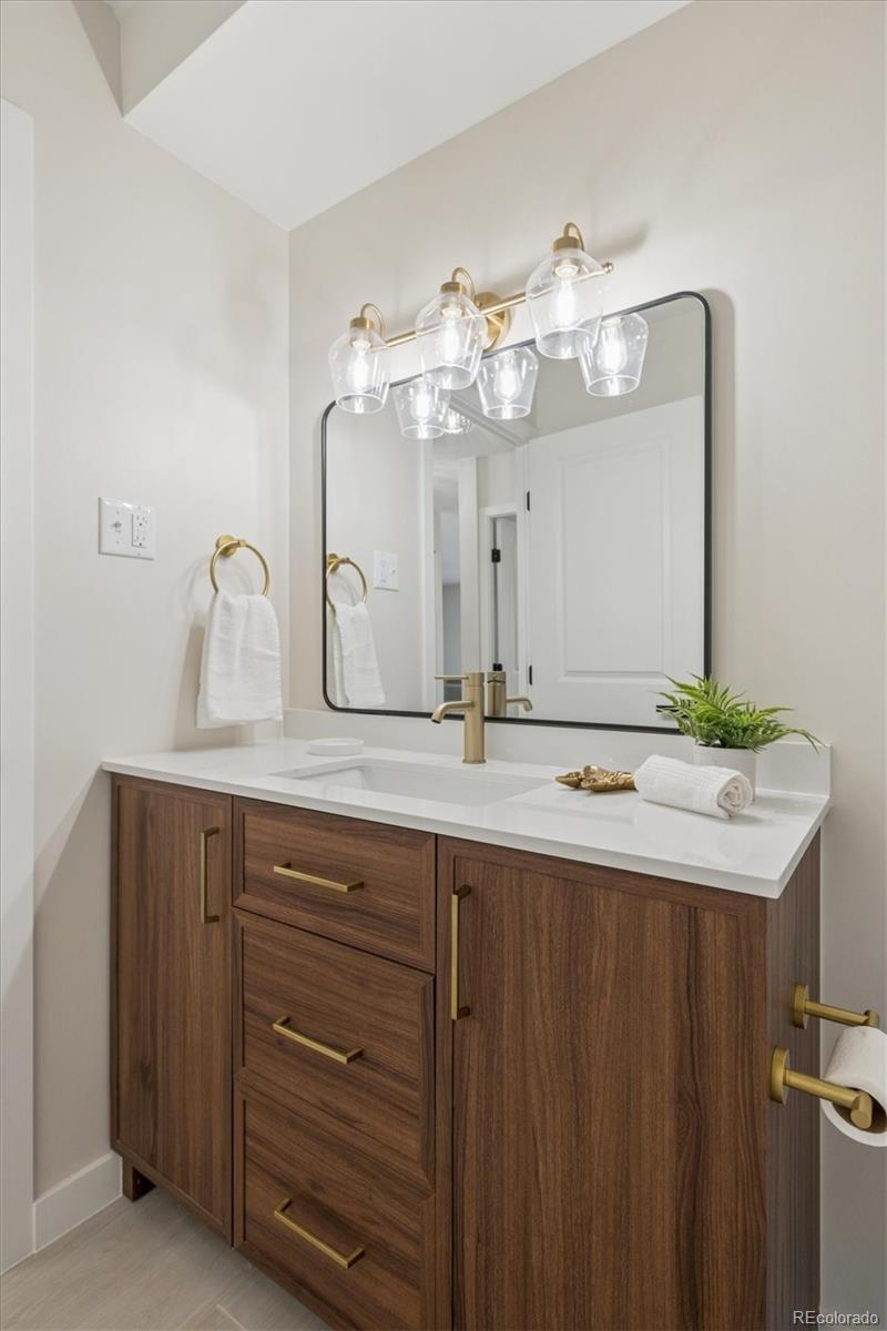 MLS Image #11 for 580 s clinton street 6c,denver, Colorado