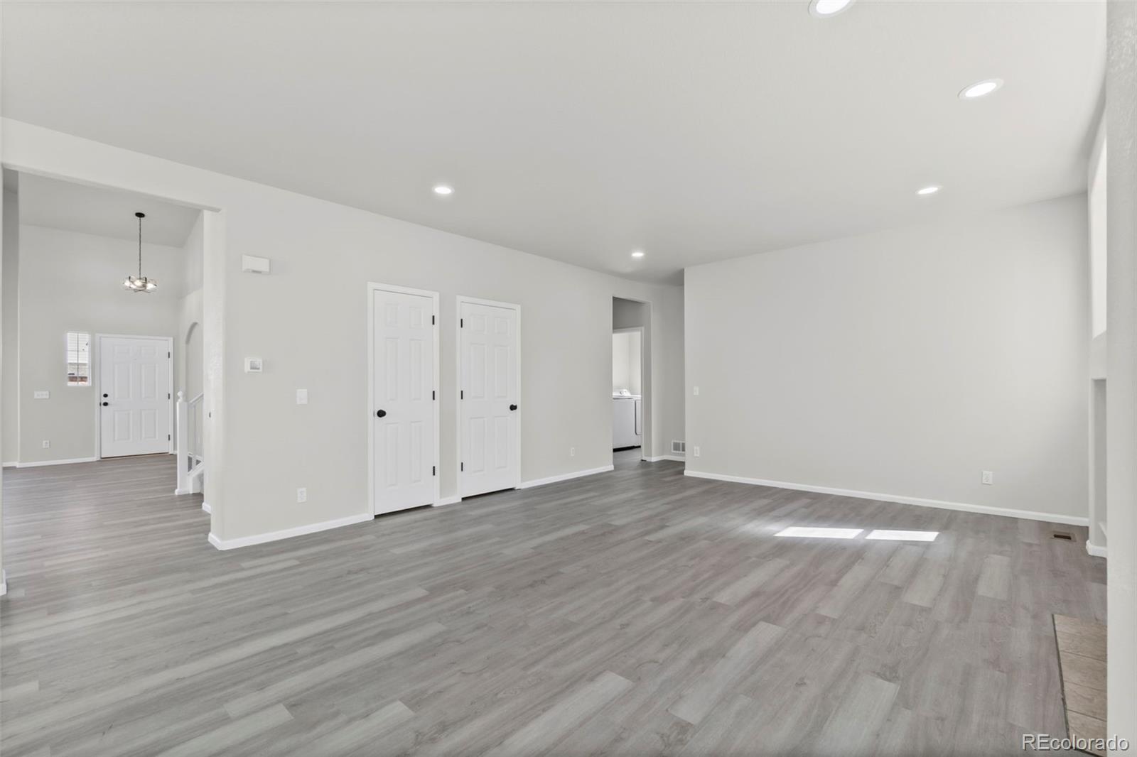MLS Image #13 for 16559  marion street,thornton, Colorado