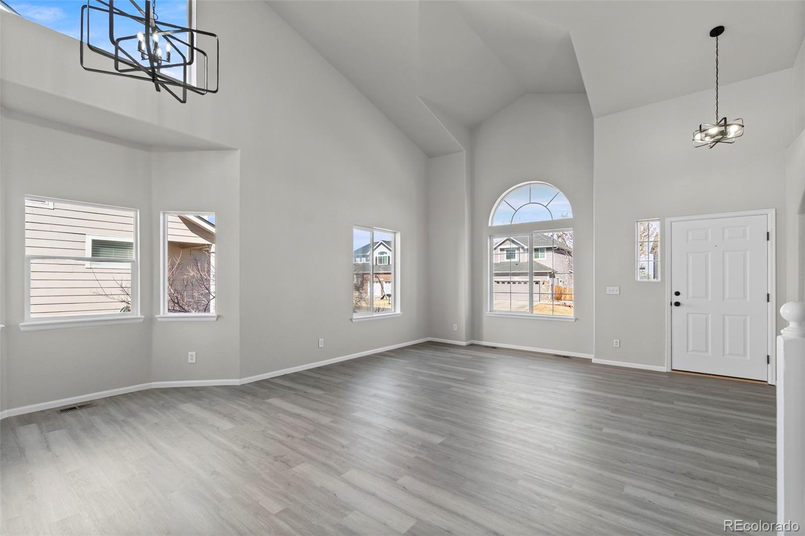 MLS Image #5 for 16559  marion street,thornton, Colorado