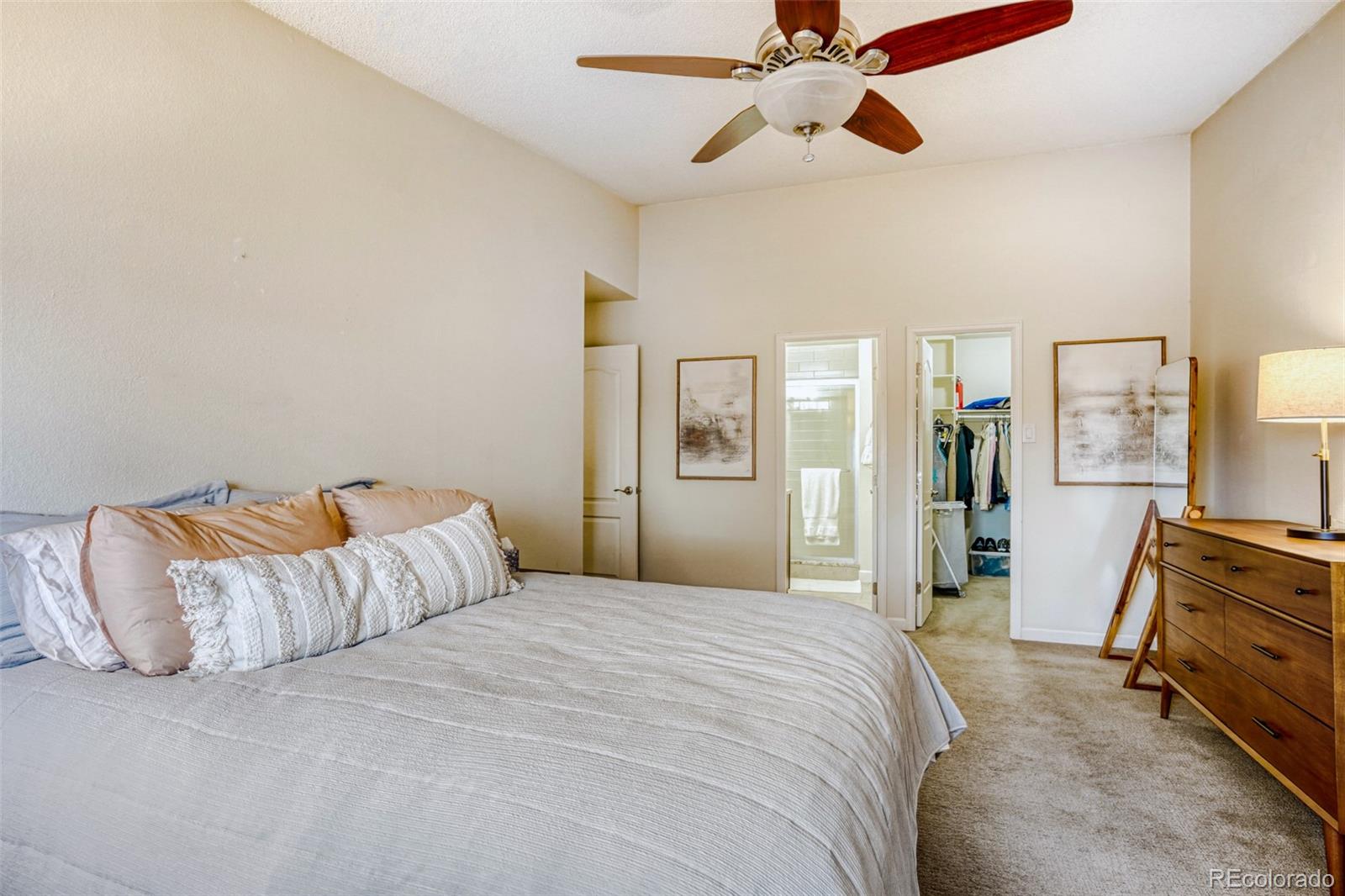MLS Image #18 for 750 s clinton street,denver, Colorado
