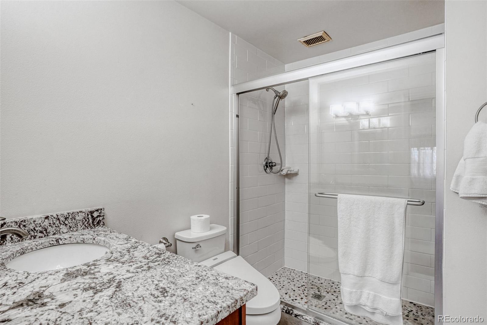 MLS Image #24 for 750 s clinton street,denver, Colorado