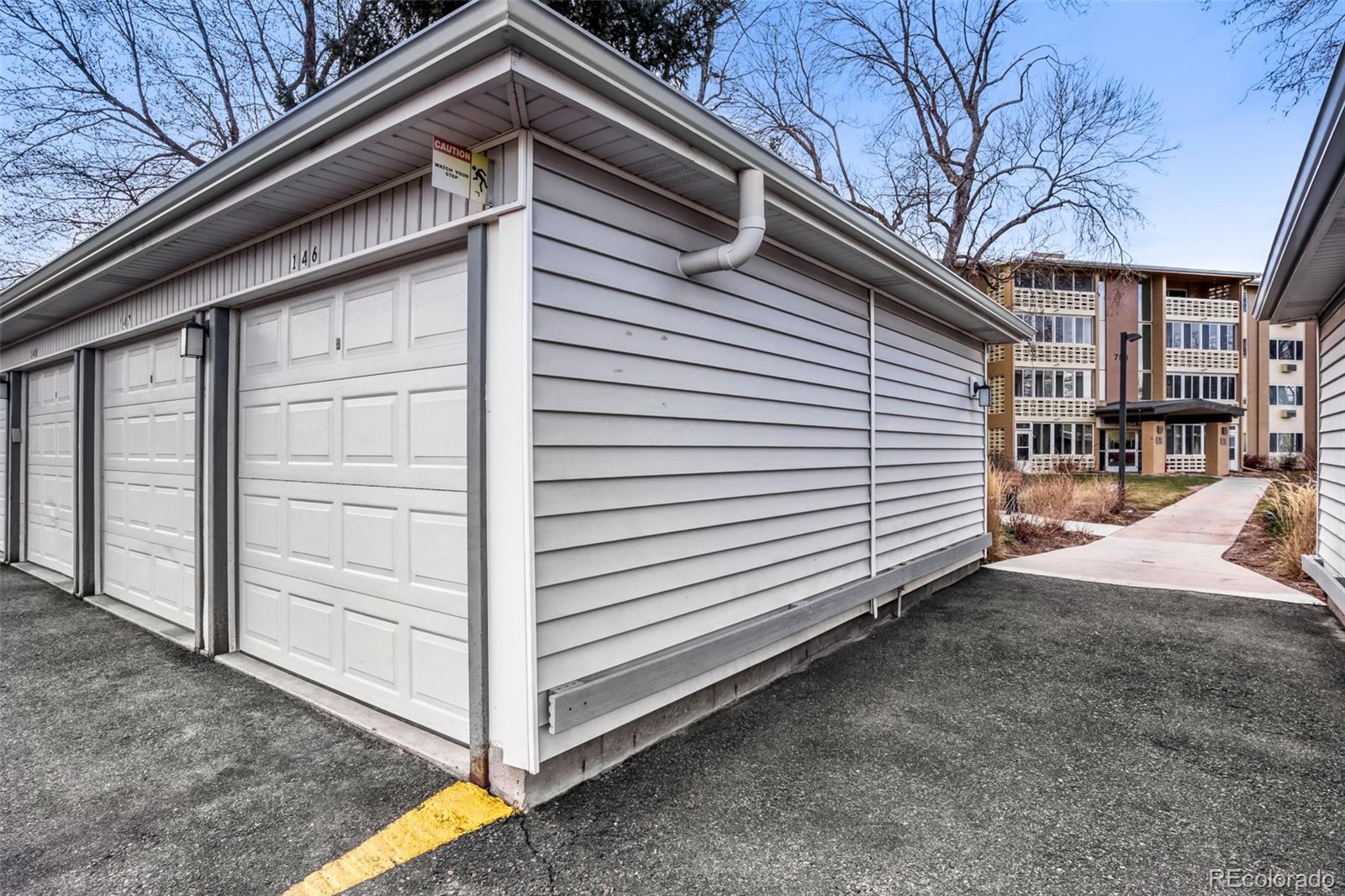 MLS Image #28 for 750 s clinton street,denver, Colorado
