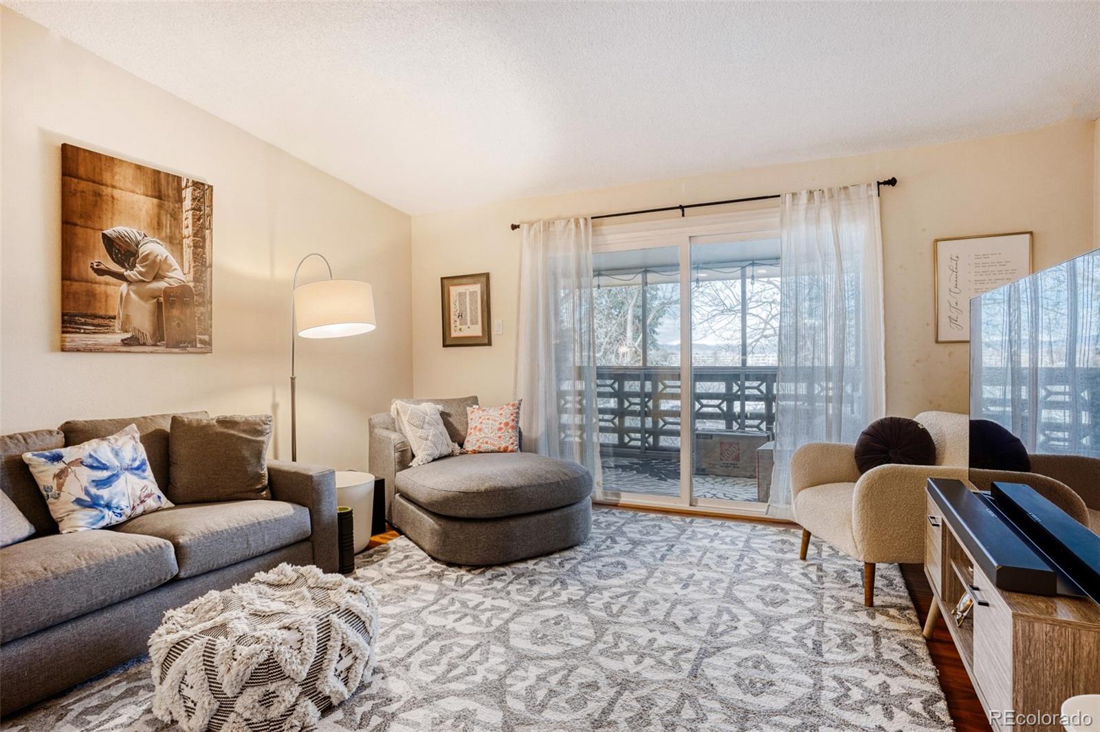 MLS Image #5 for 750 s clinton street,denver, Colorado
