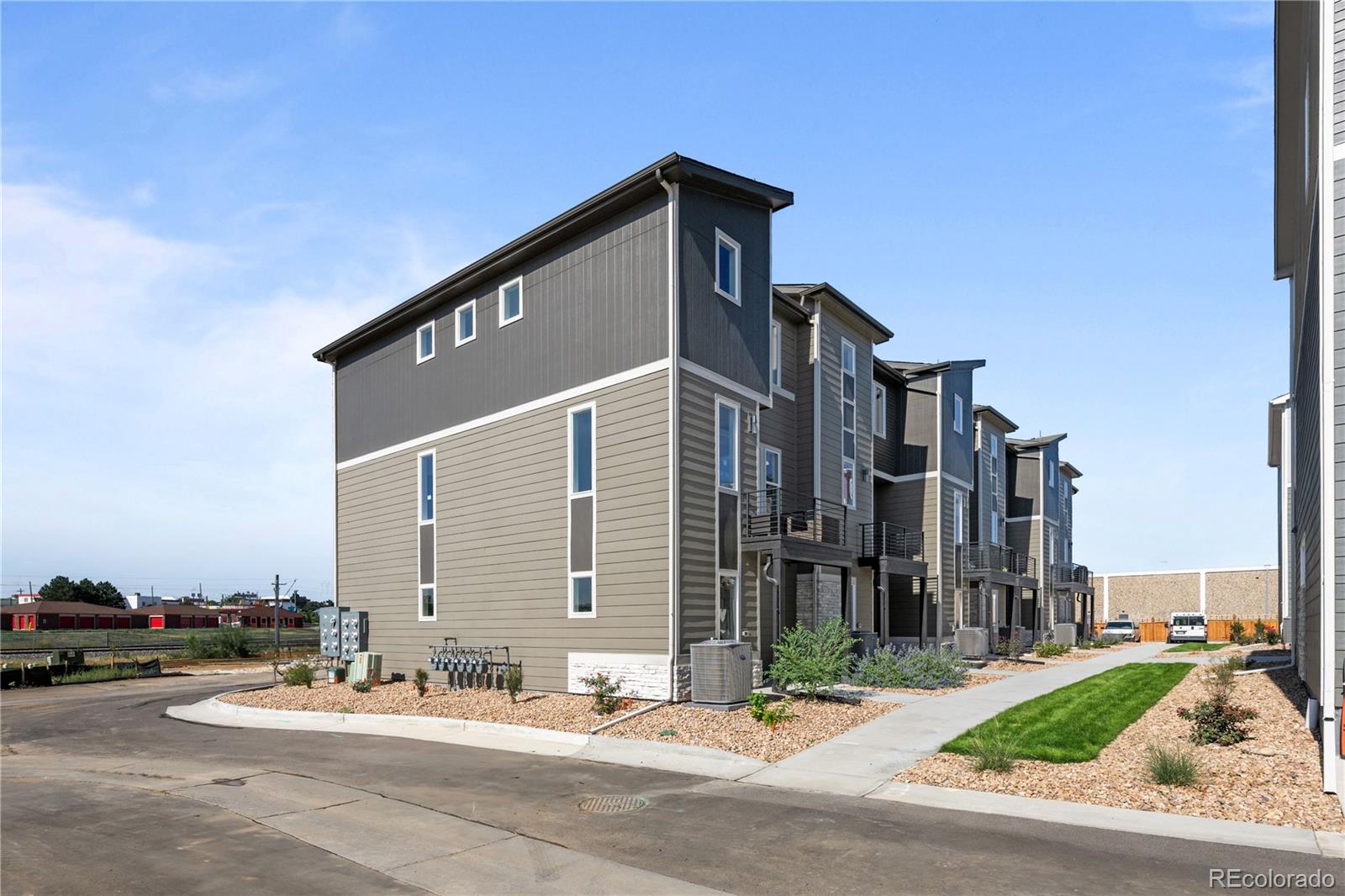 MLS Image #20 for 2658 w 68th avenue,denver, Colorado