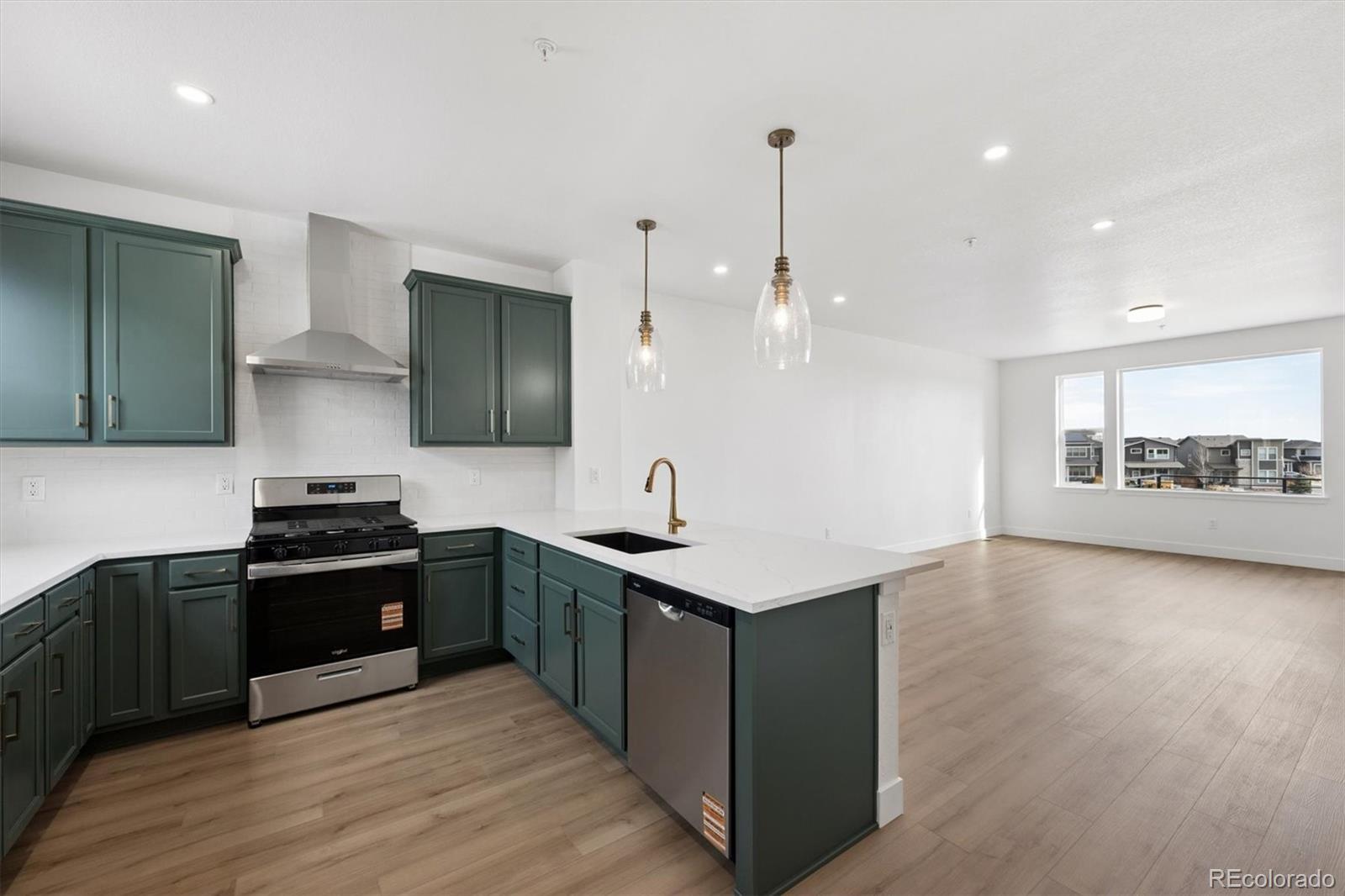 MLS Image #4 for 2658 w 68th avenue,denver, Colorado