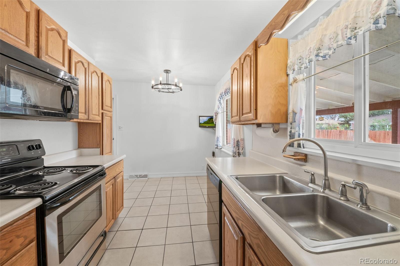 MLS Image #15 for 5037 s grove street,englewood, Colorado