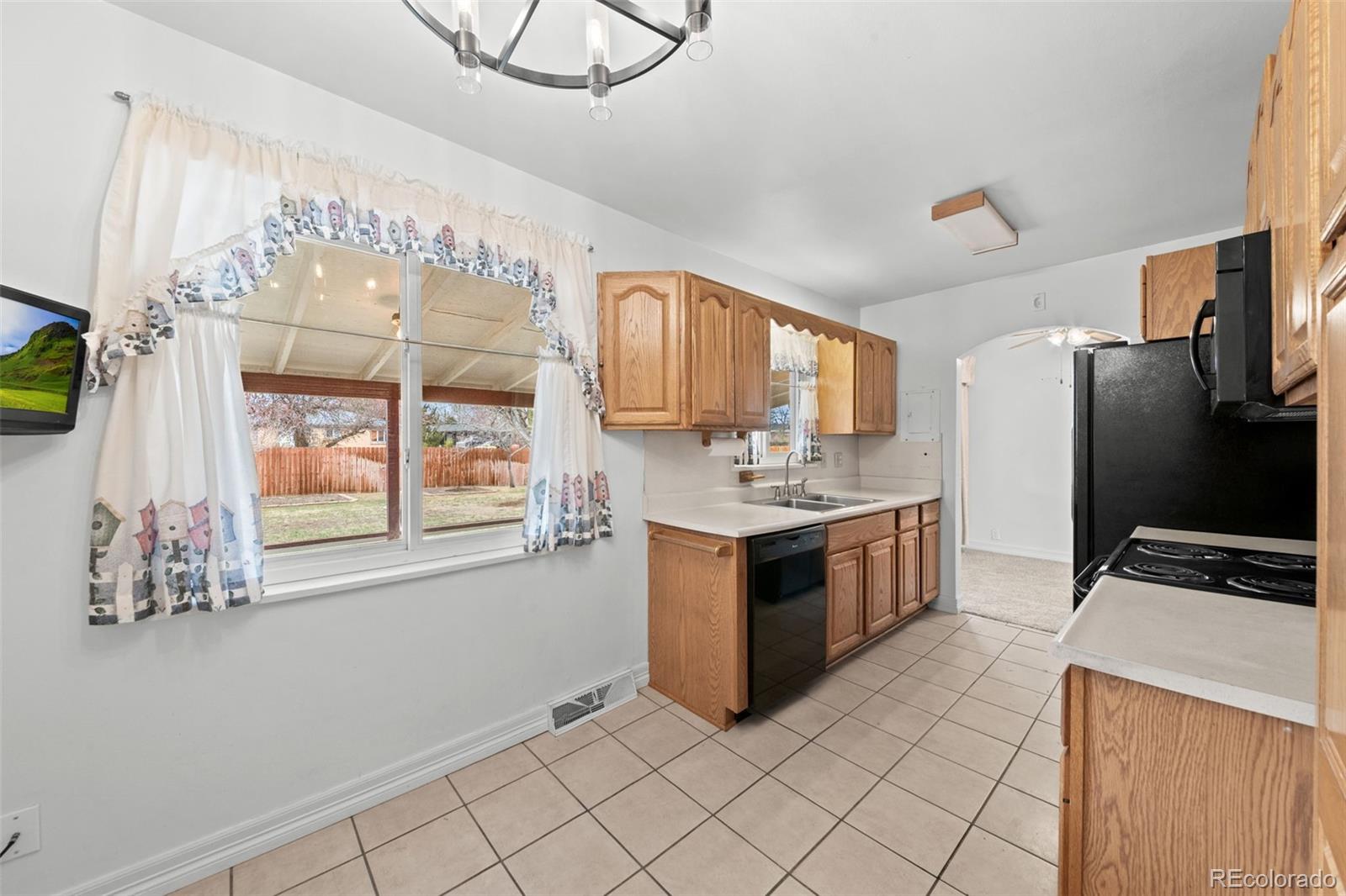 MLS Image #16 for 5037 s grove street,englewood, Colorado