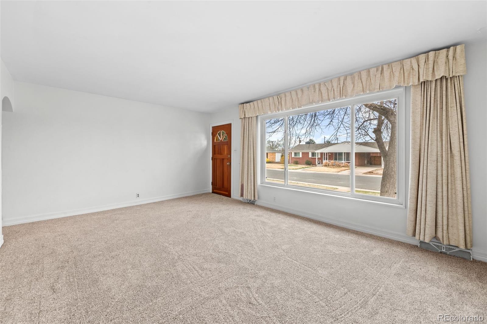 MLS Image #4 for 5037 s grove street,englewood, Colorado