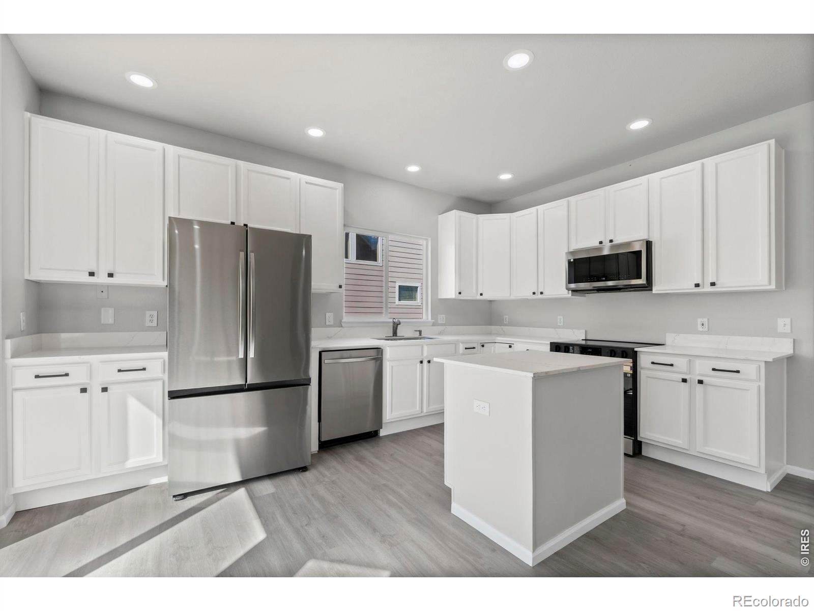 MLS Image #8 for 16559  marion street,thornton, Colorado
