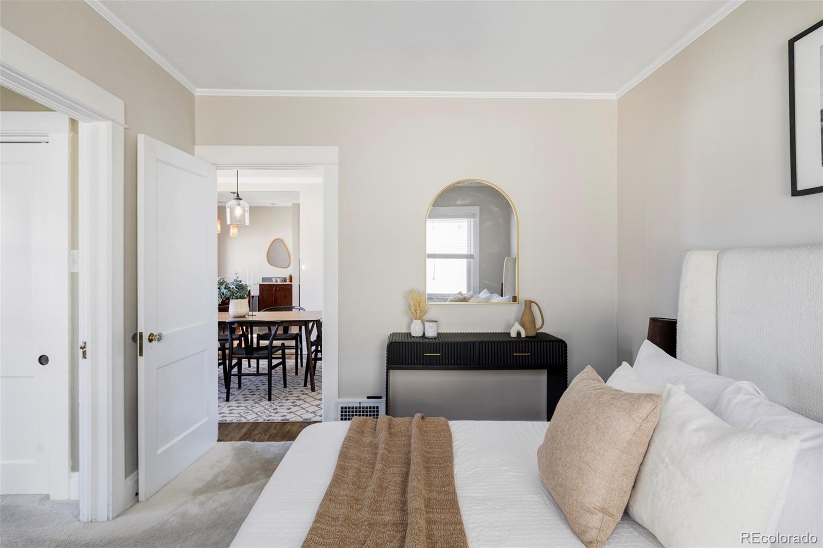 MLS Image #10 for 848  harrison street,denver, Colorado