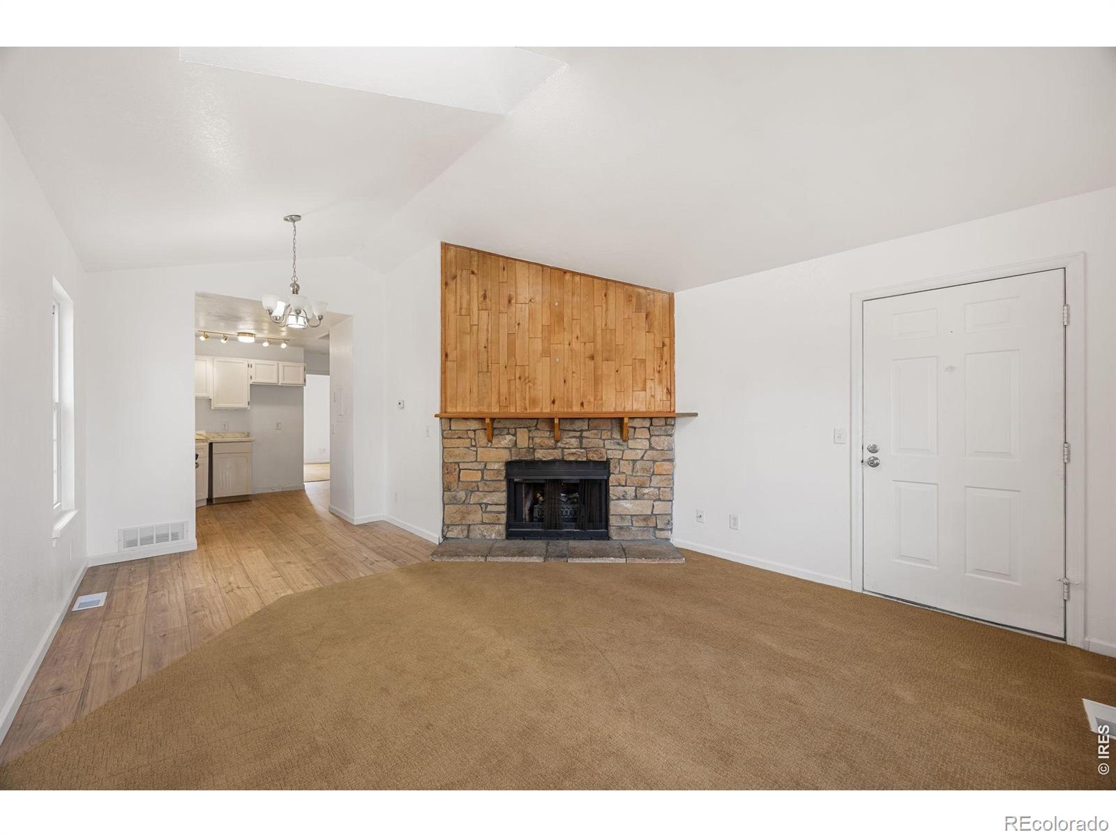 MLS Image #13 for 195 s sable boulevard,aurora, Colorado