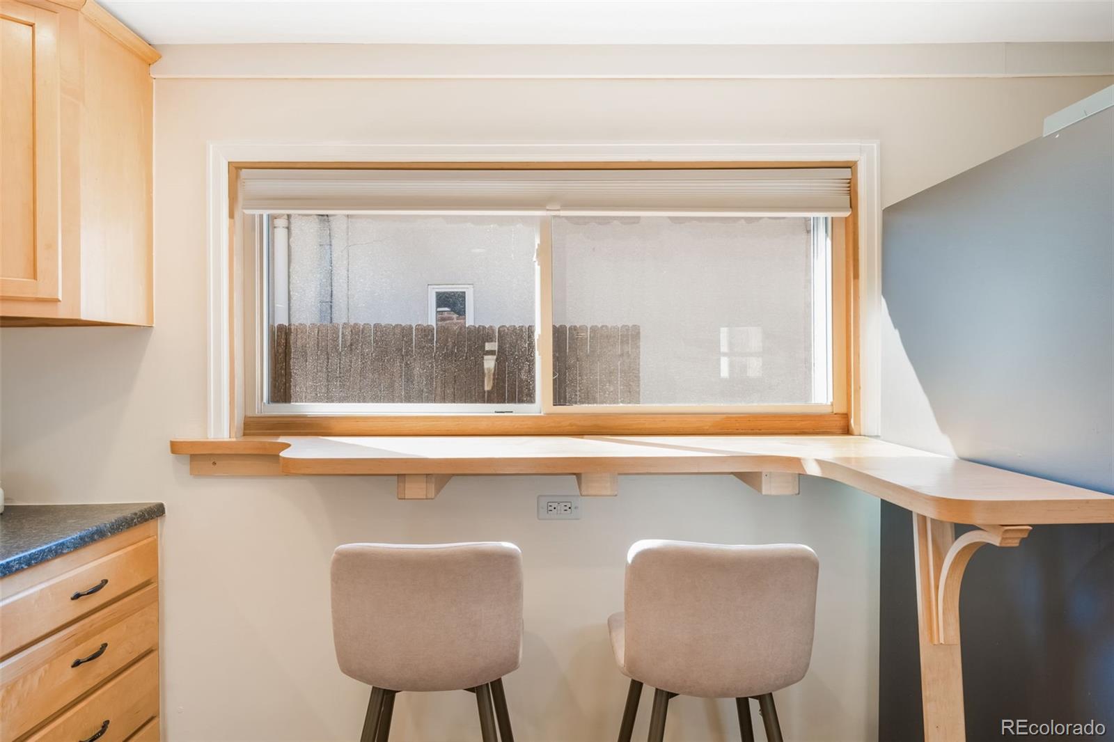 MLS Image #12 for 1671 s grant street,denver, Colorado