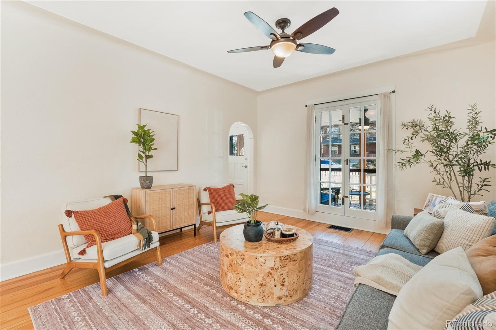 MLS Image #2 for 1671 s grant street,denver, Colorado