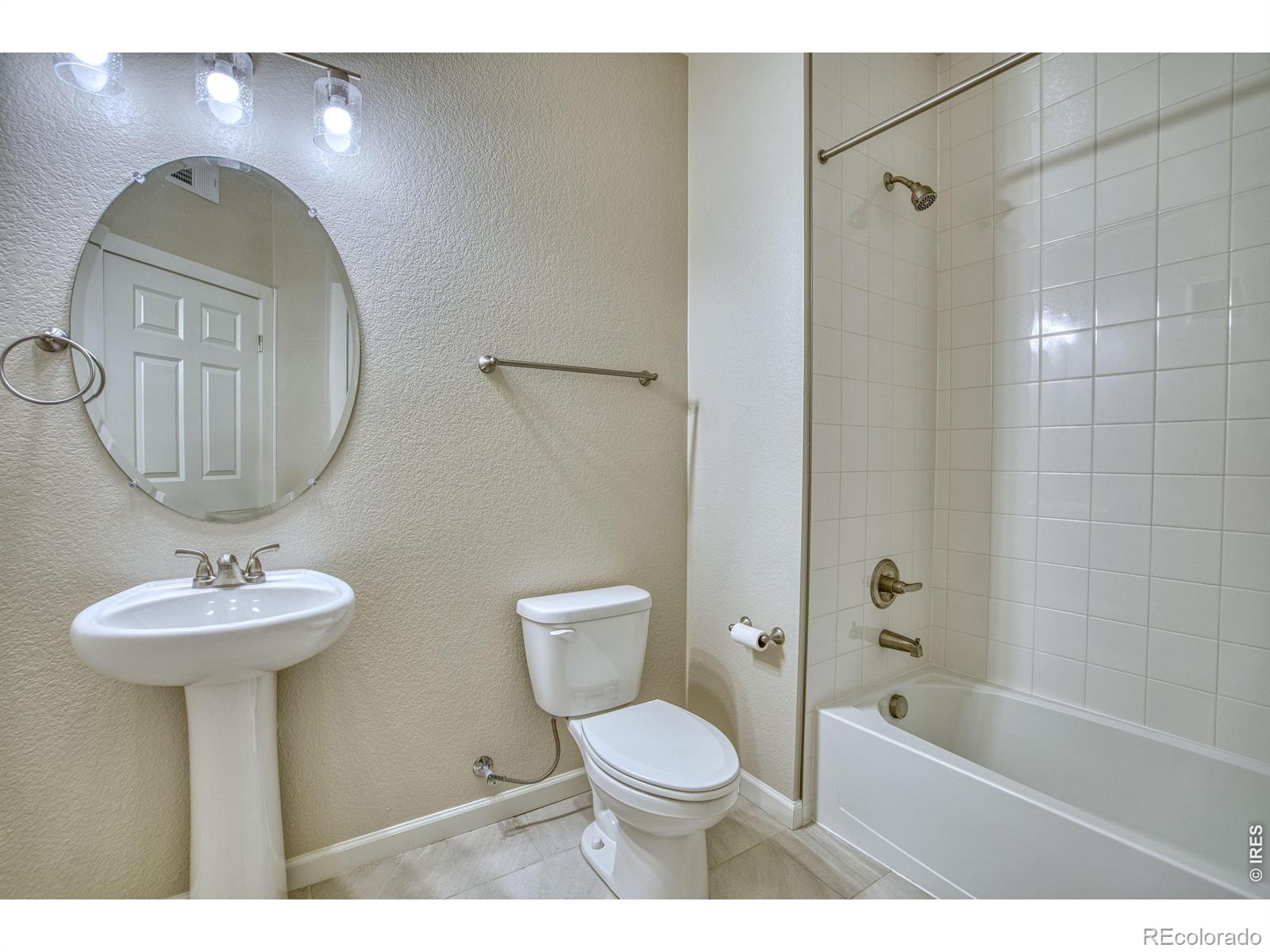 MLS Image #11 for 2417  calais drive,longmont, Colorado