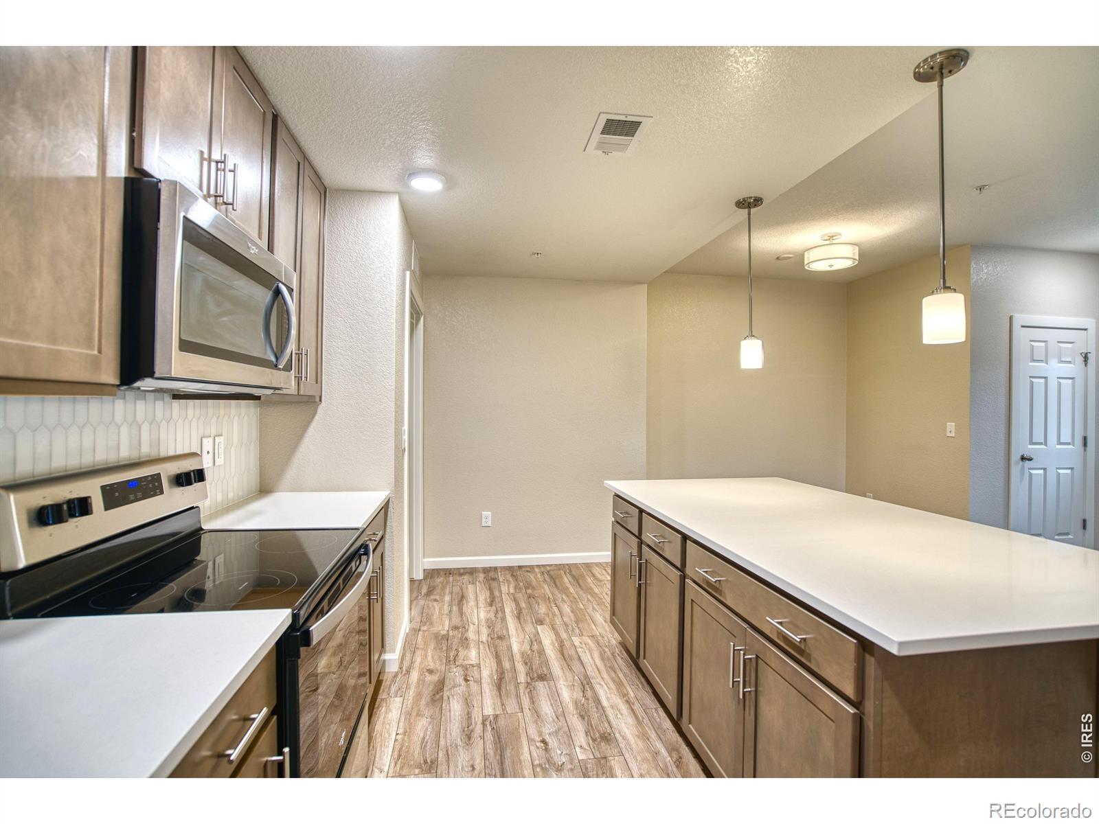 MLS Image #8 for 2417  calais drive,longmont, Colorado