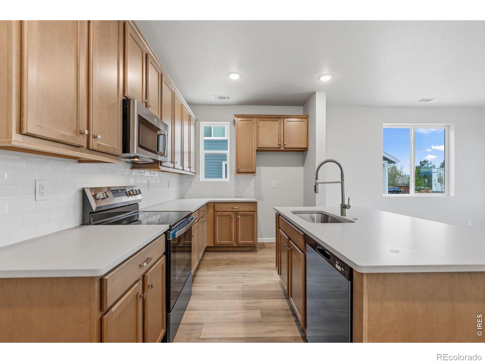 MLS Image #3 for 1480  coral place,longmont, Colorado