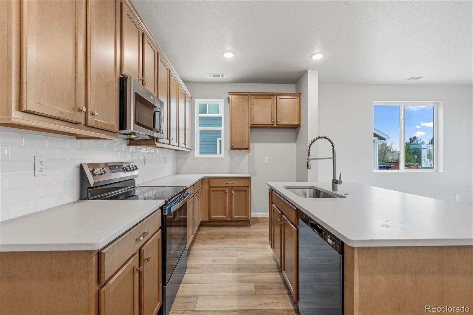 MLS Image #3 for 1480  coral place,longmont, Colorado