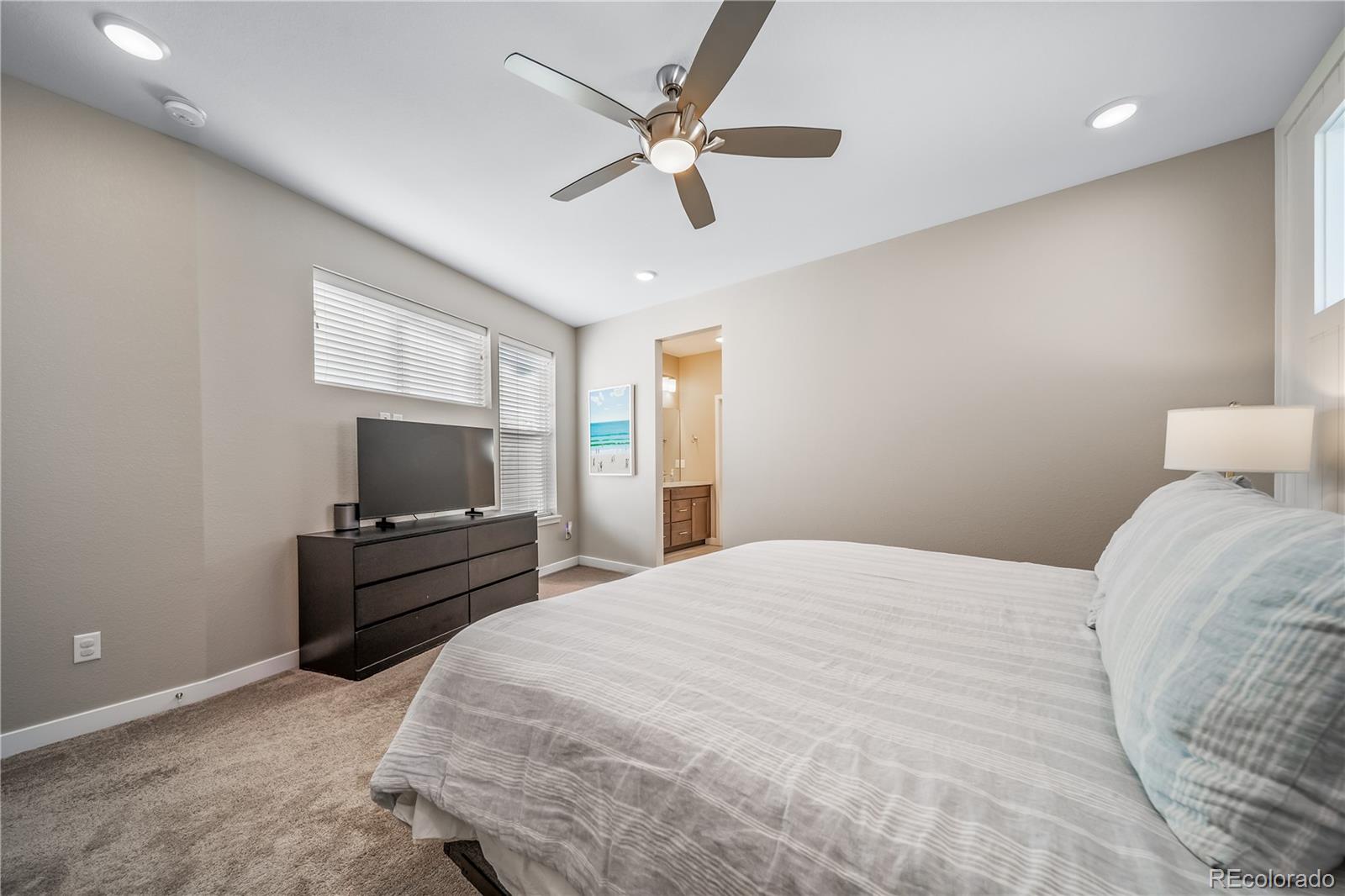 MLS Image #17 for 6322 n emporia street,denver, Colorado
