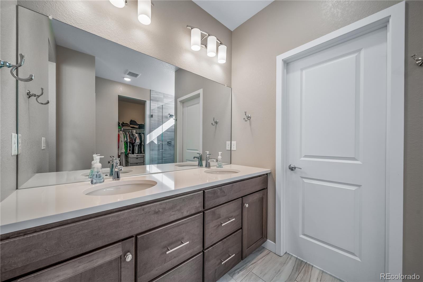 MLS Image #18 for 6322 n emporia street,denver, Colorado
