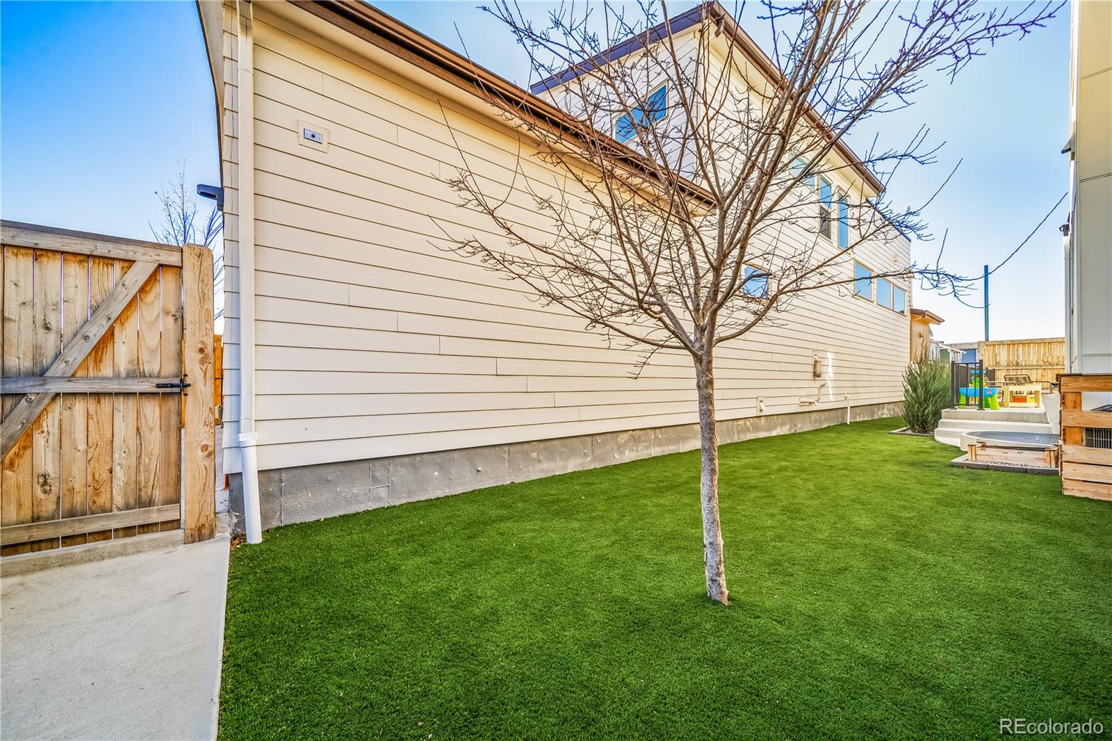 MLS Image #34 for 6322 n emporia street,denver, Colorado