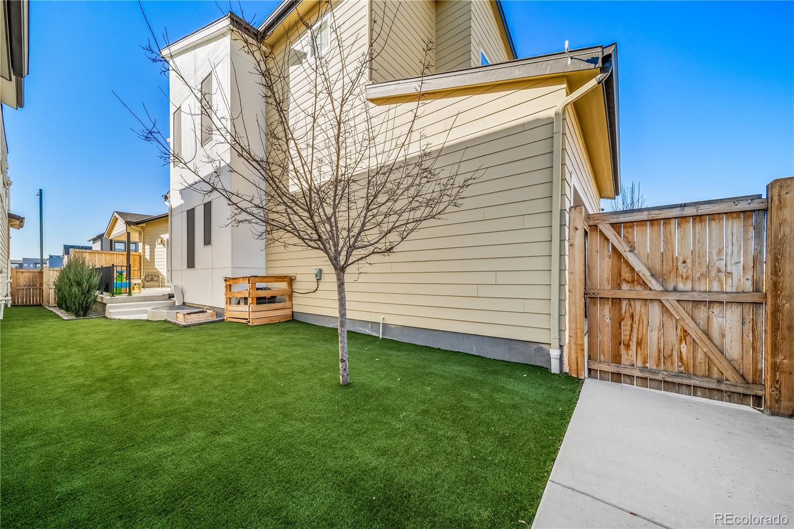MLS Image #35 for 6322 n emporia street,denver, Colorado